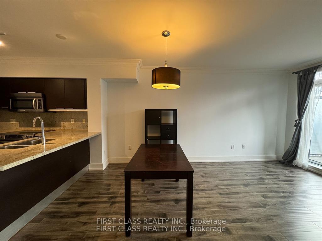 Photo 11 of Unit 623, 650 Sheppard Avenue E, North York, Bayview Village — HOMEH