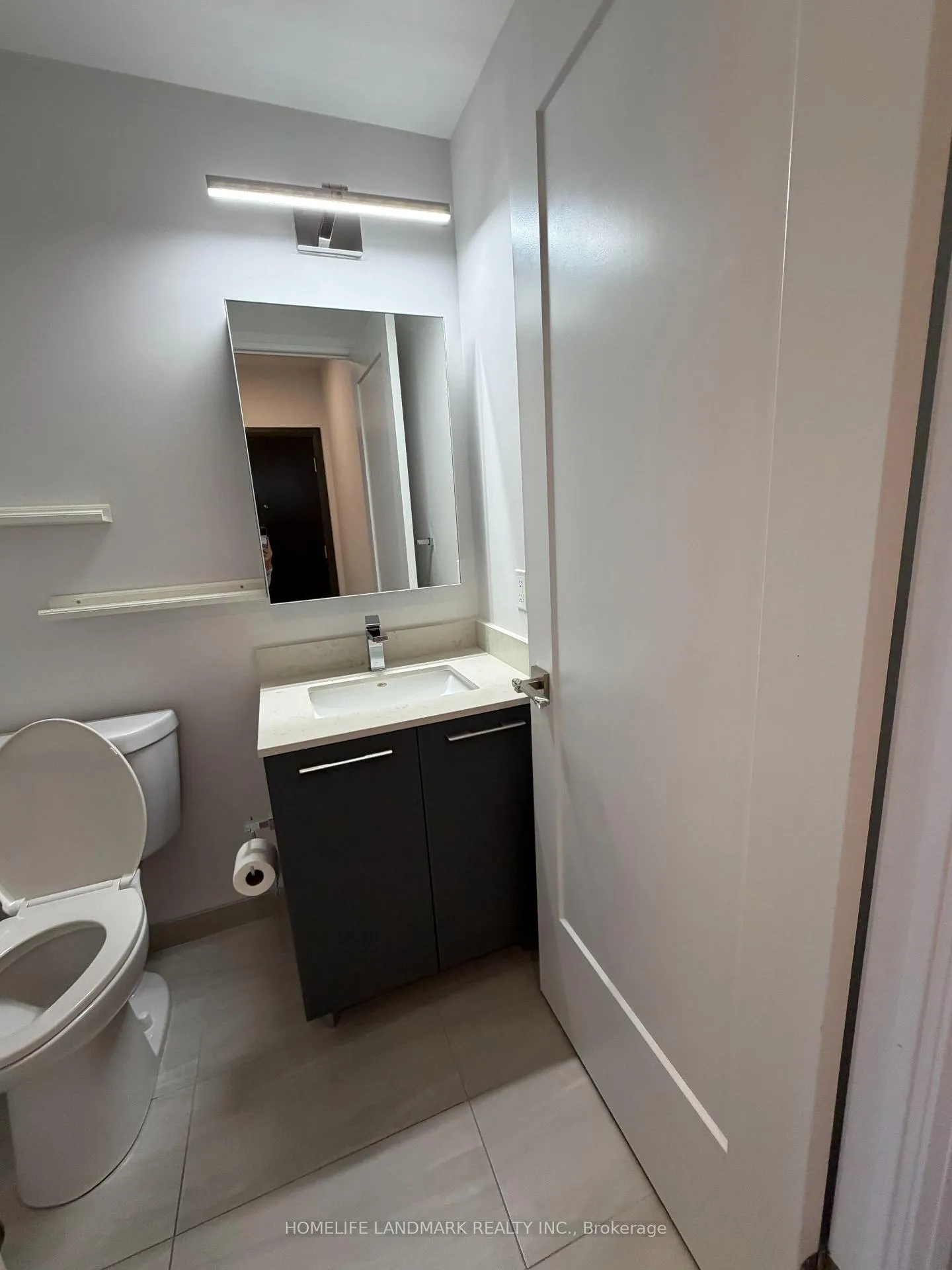 Photo 10 of Unit 1031, 38 Water Walk Drive, Markham, Unionville — HOMEH