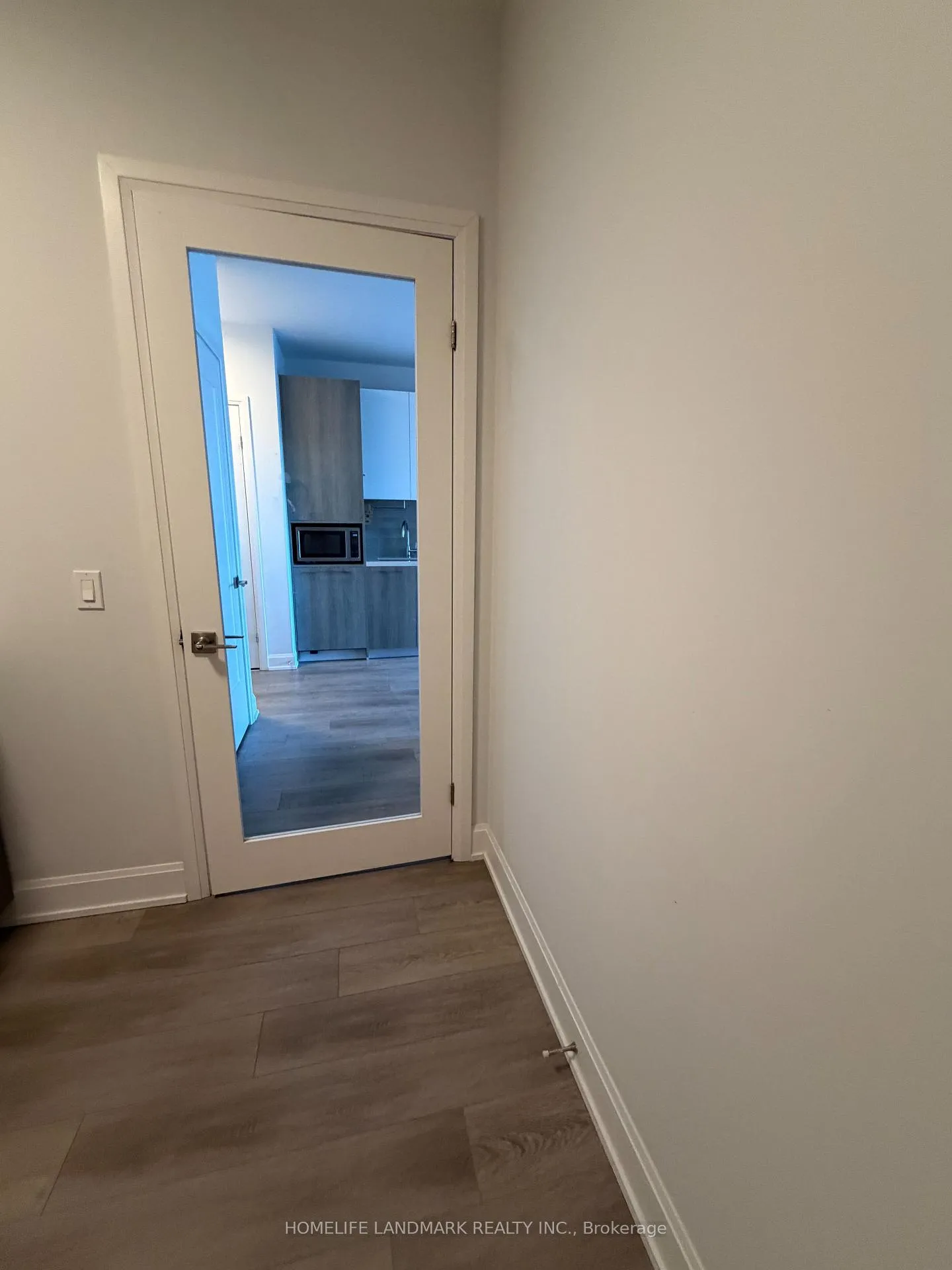Photo 11 of Unit 1031, 38 Water Walk Drive, Markham, Unionville — HOMEH