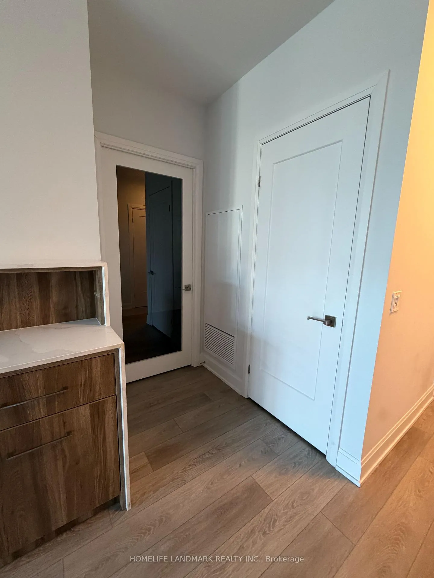 Photo 16 of Unit 1031, 38 Water Walk Drive, Markham, Unionville — HOMEH