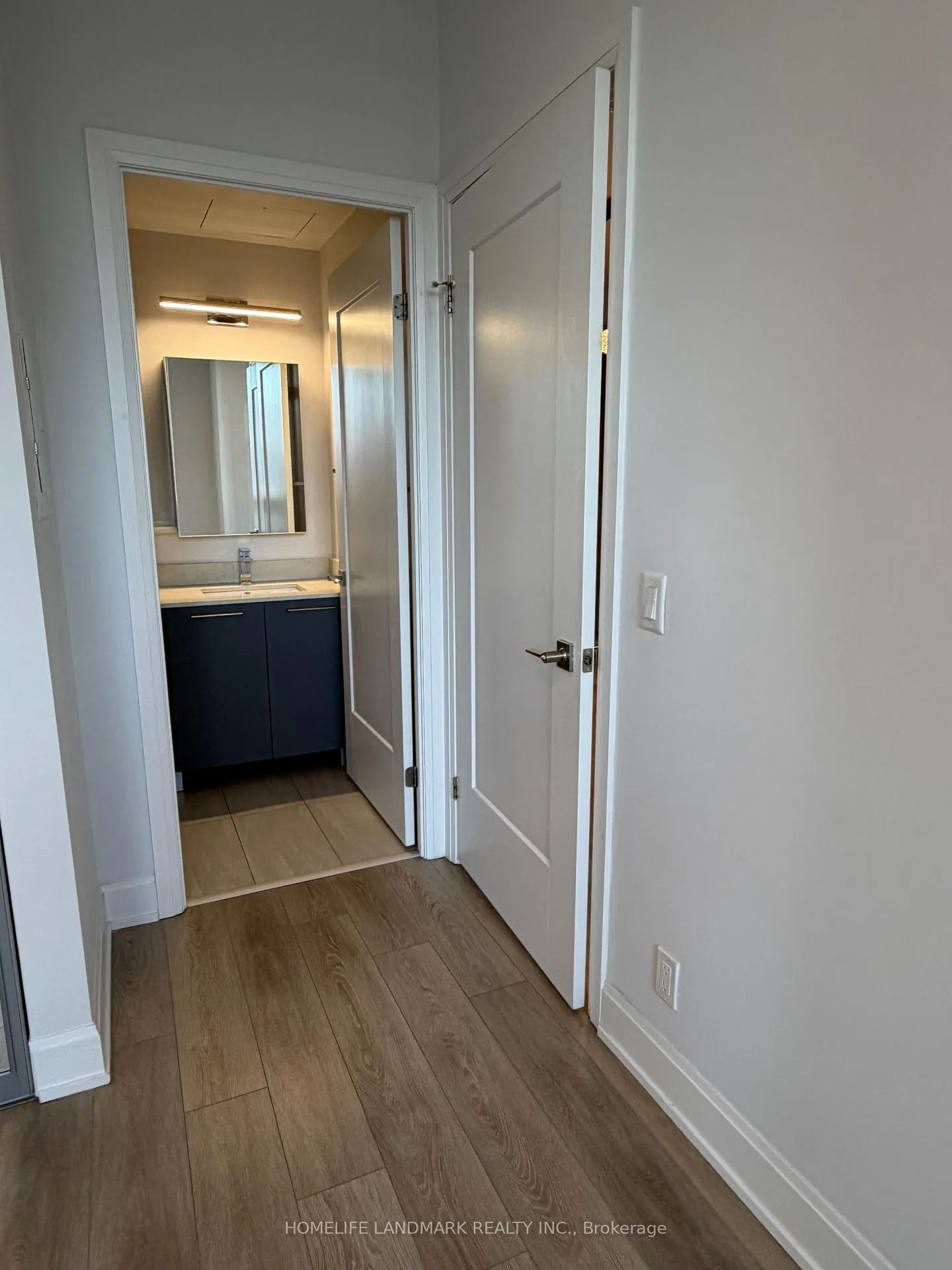 Photo 20 of Unit 1031, 38 Water Walk Drive, Markham, Unionville — HOMEH