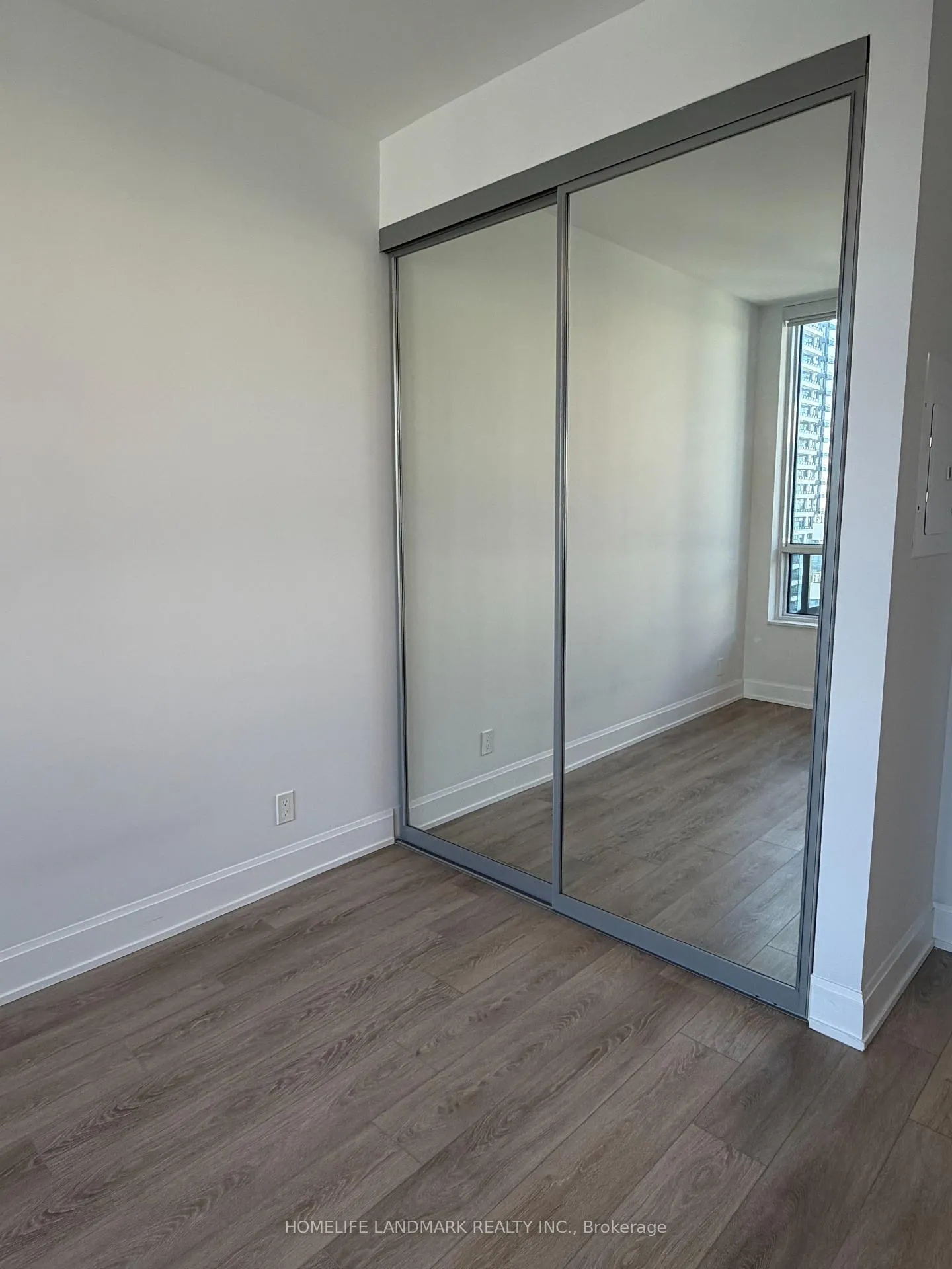 Photo 21 of Unit 1031, 38 Water Walk Drive, Markham, Unionville — HOMEH