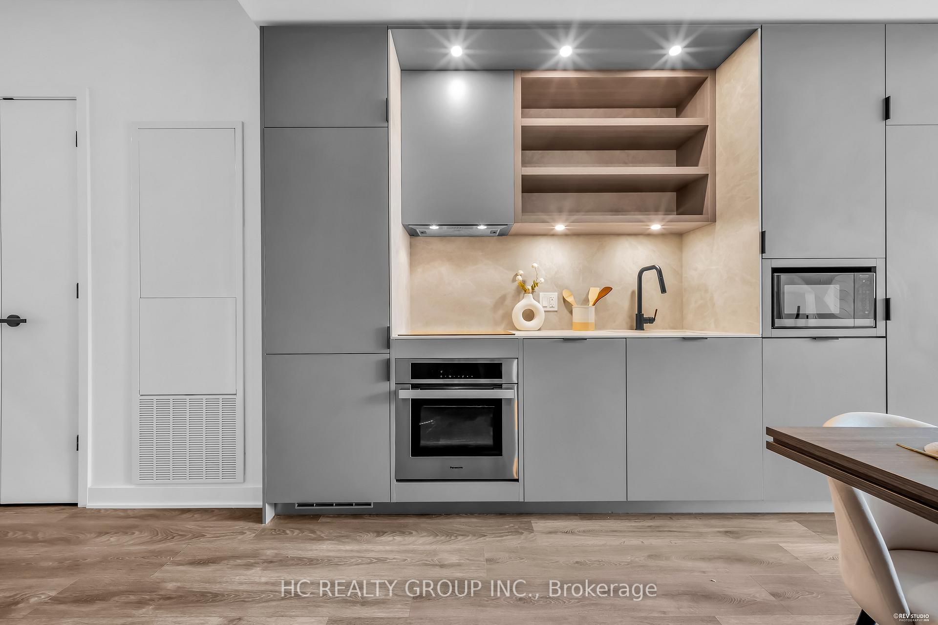 Photo 8 of Unit 1805, 55 Charles Street E, Toronto, Church-Yonge Corridor — HOMEH