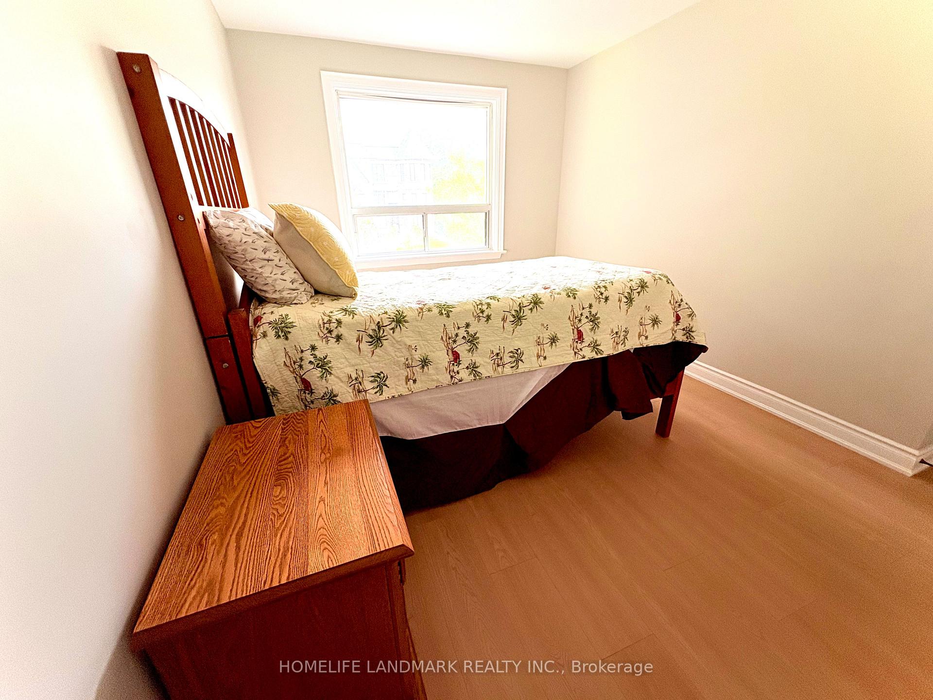 Photo 10 of 46 Bowerbank Drive, North York, Newtonbrook East — HOMEH