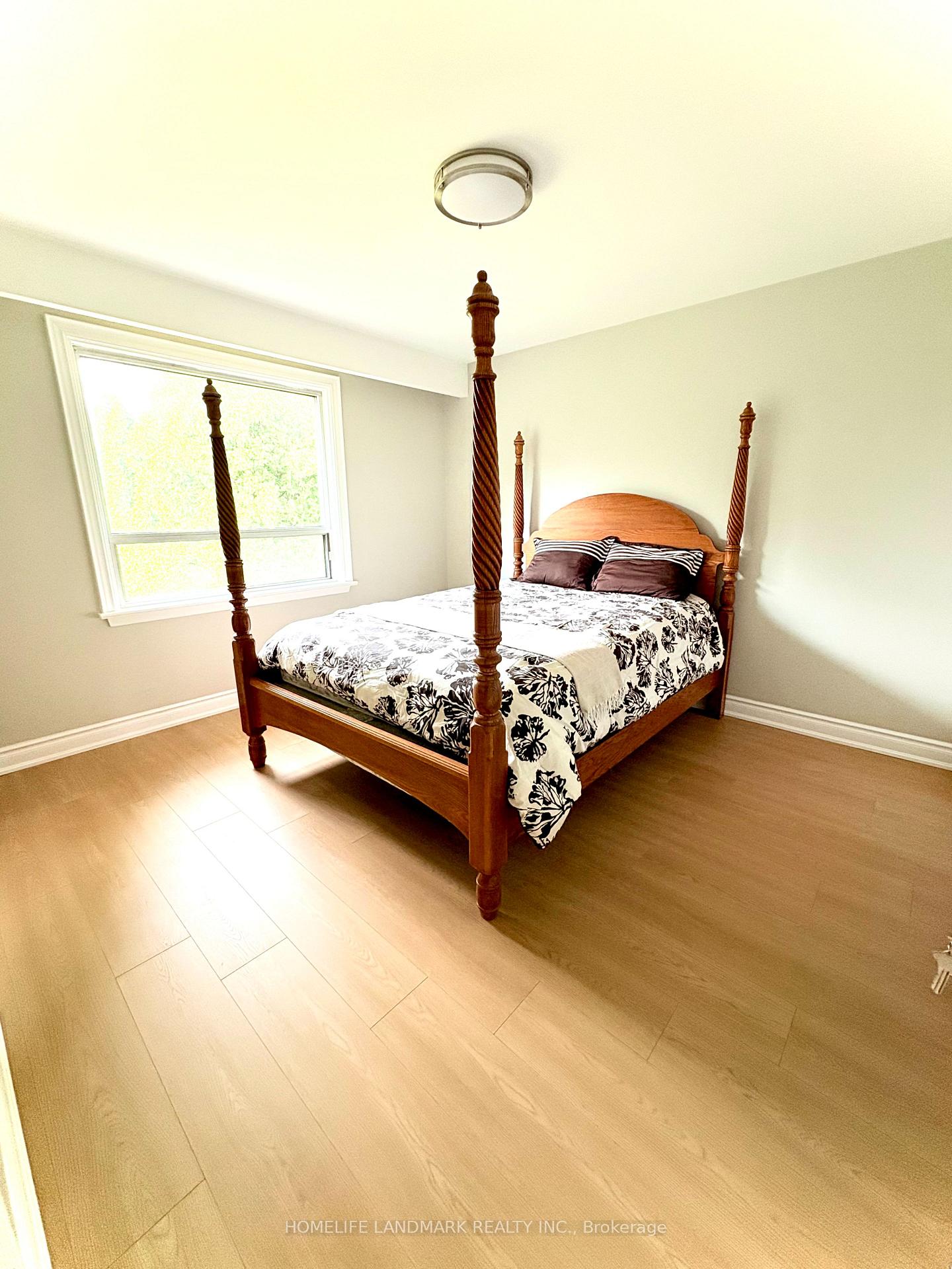 Photo 12 of 46 Bowerbank Drive, North York, Newtonbrook East — HOMEH