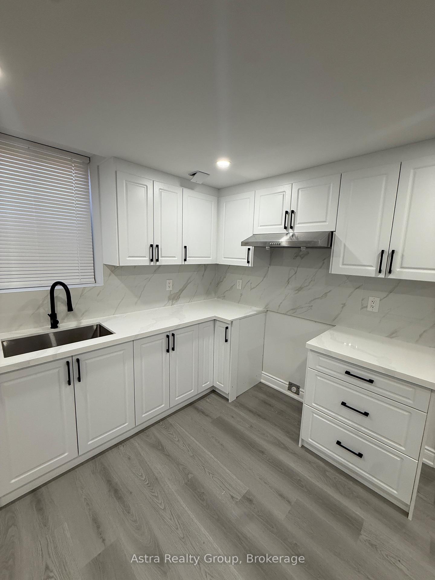Photo 27 of 105 Coldwell Bay Circle, Vaughan, Kleinburg — HOMEH