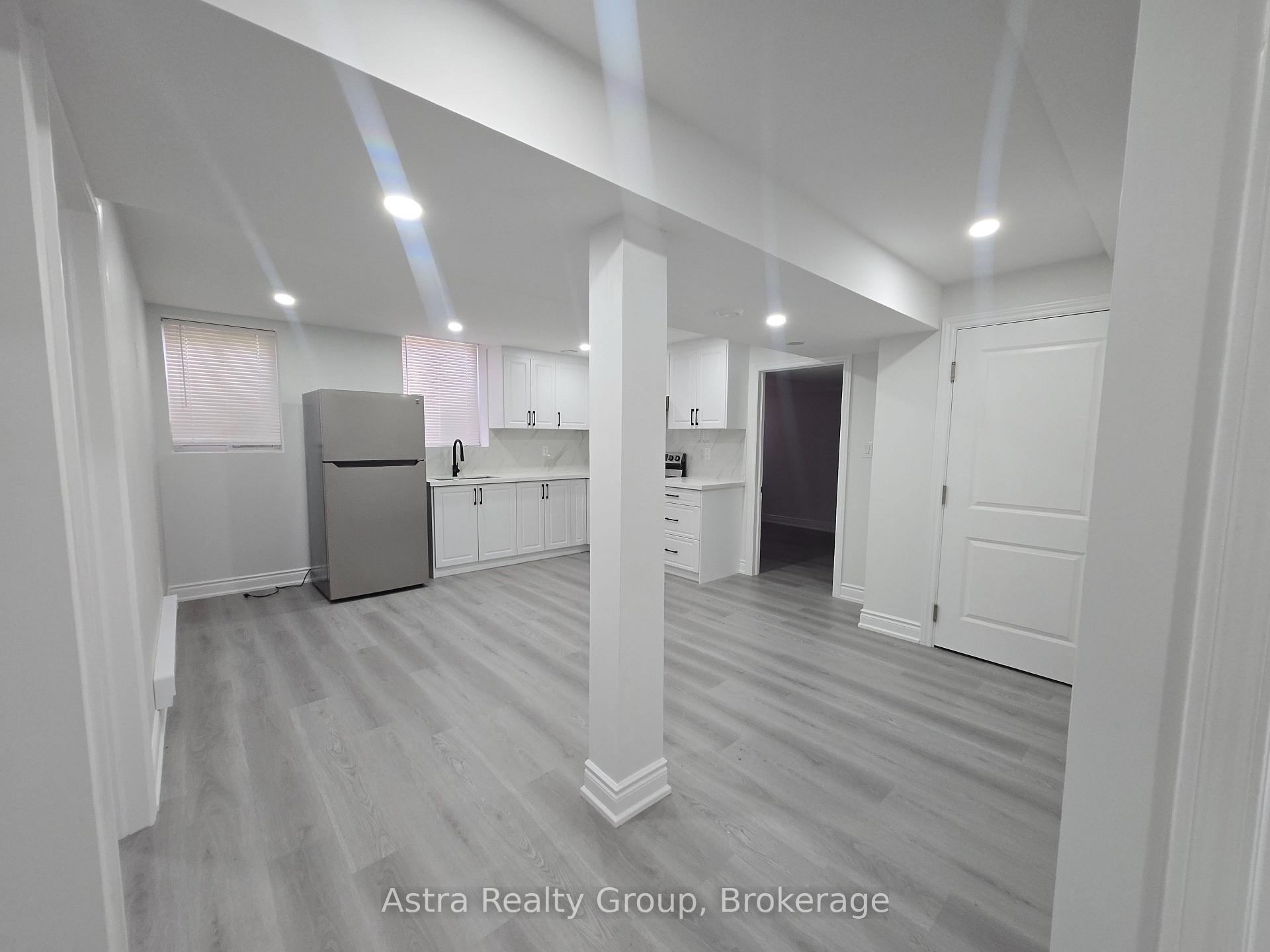 Photo 30 of 105 Coldwell Bay Circle, Vaughan, Kleinburg — HOMEH