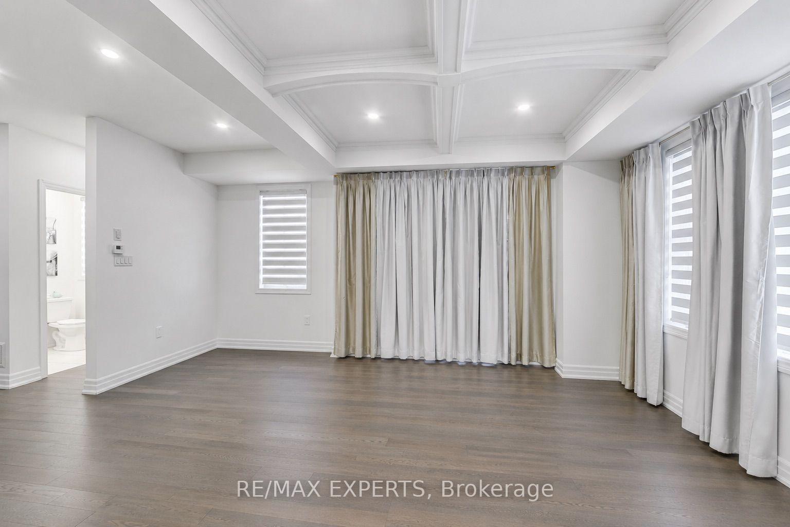 Photo 11 of 2285 Major Mackenzie Drive W, Vaughan, Maple — HOMEH