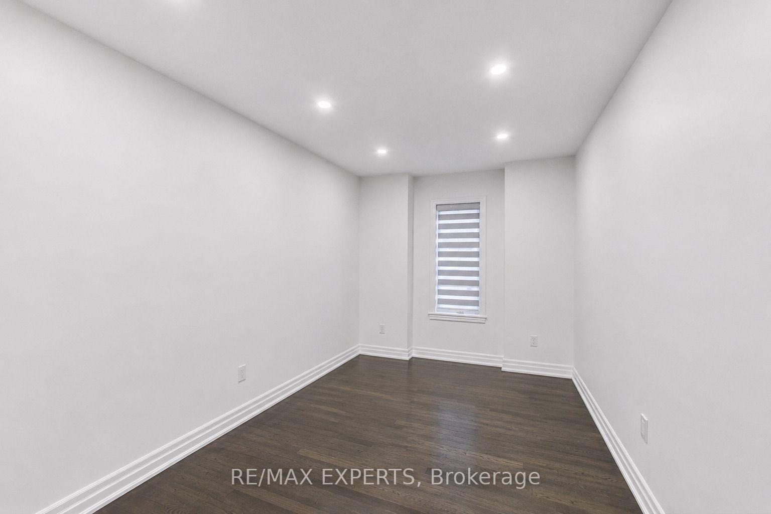 Photo 26 of 2285 Major Mackenzie Drive W, Vaughan, Maple — HOMEH
