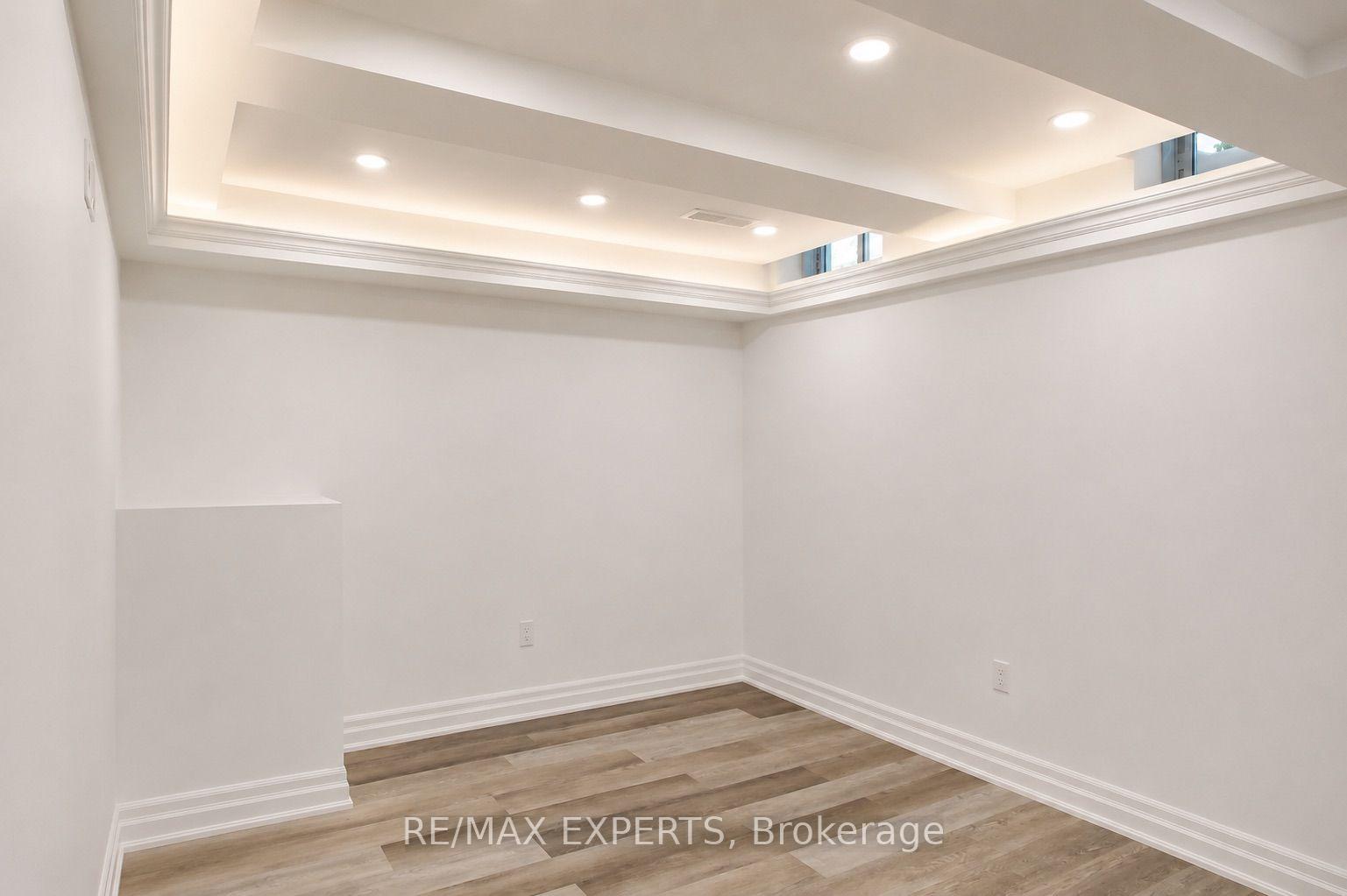 Photo 32 of 2285 Major Mackenzie Drive W, Vaughan, Maple — HOMEH