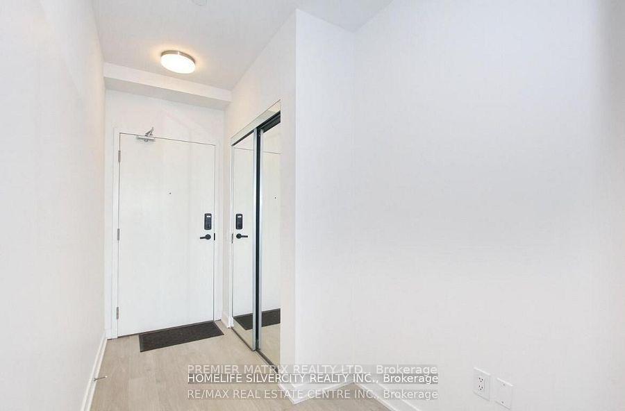 Photo 2 of Unit 2908, 3900 Confederation Parkway, Mississauga, City Centre — HOMEH