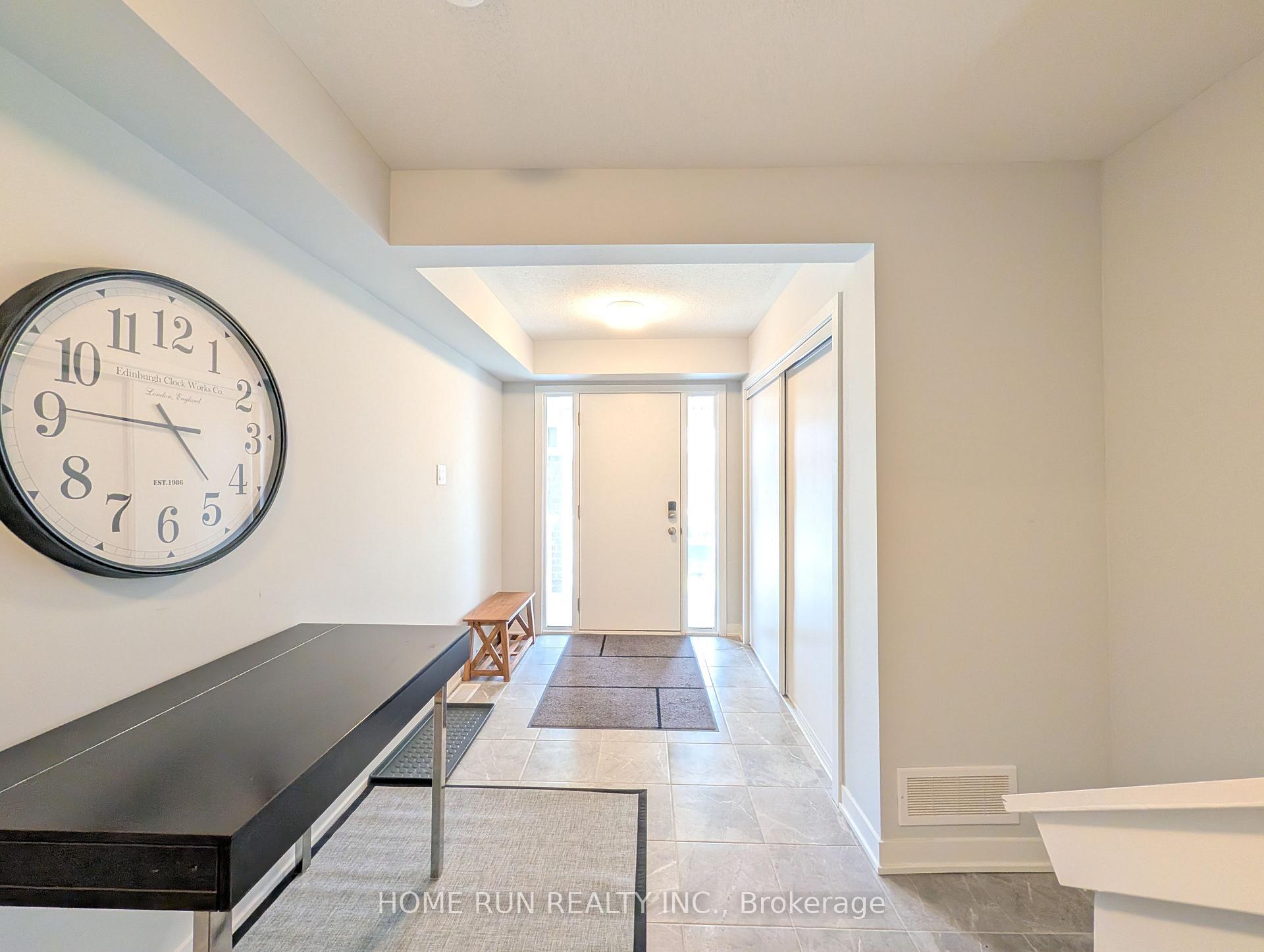 Photo 2 of 312 Parallax Private, Ottawa, Barrhaven - Half Moon Bay — HOMEH