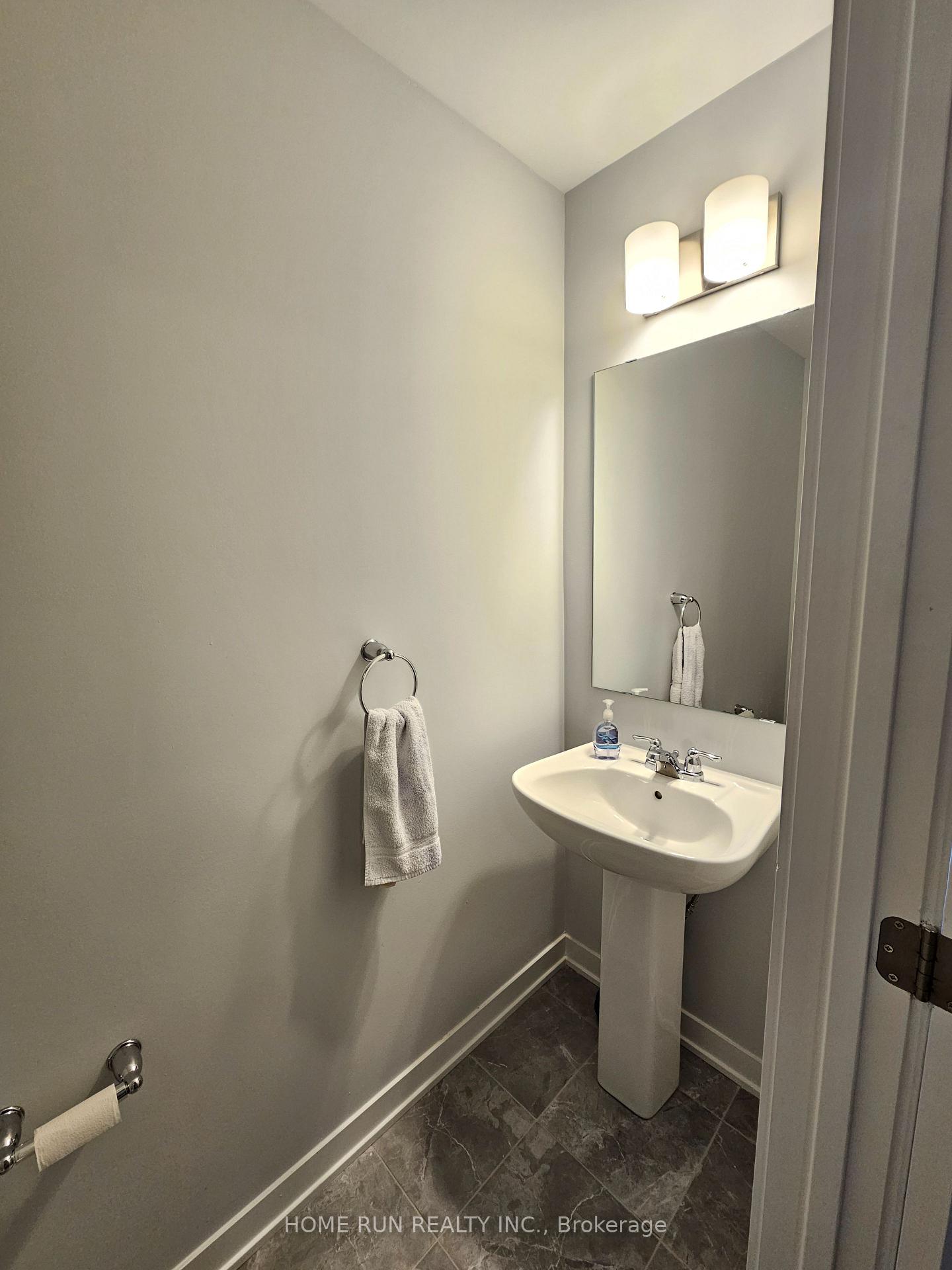 Photo 18 of 312 Parallax Private, Ottawa, Barrhaven - Half Moon Bay — HOMEH
