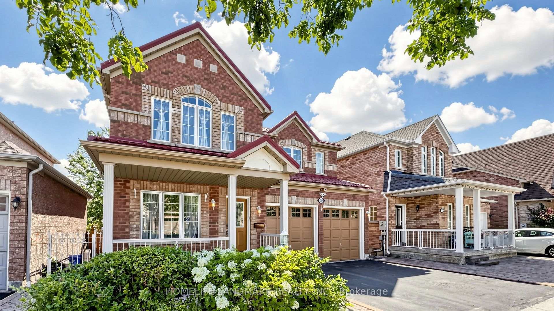 Photo 1 of 220 Williamson Road, Markham, Greensborough — HOMEH