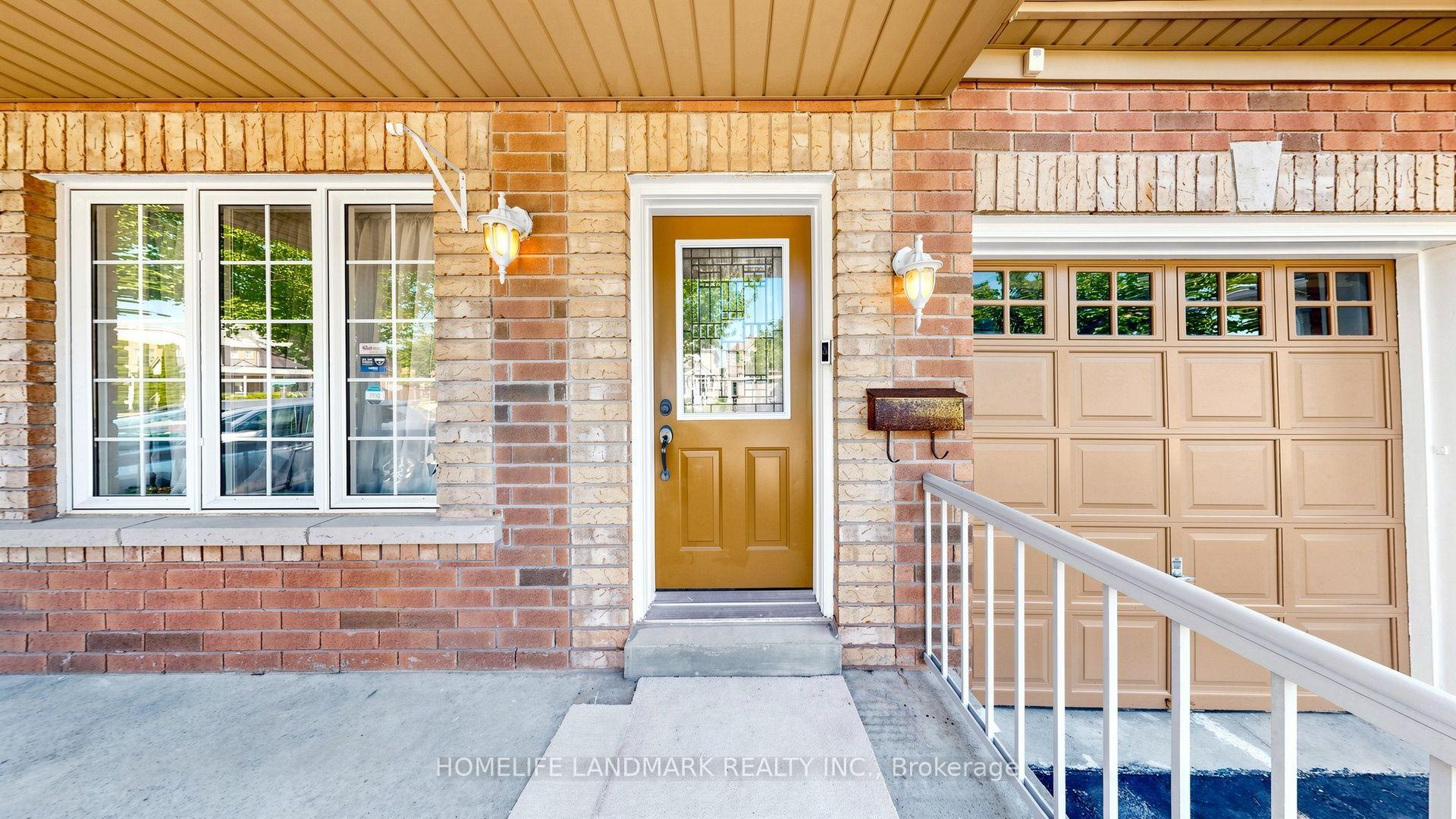Photo 2 of 220 Williamson Road, Markham, Greensborough — HOMEH