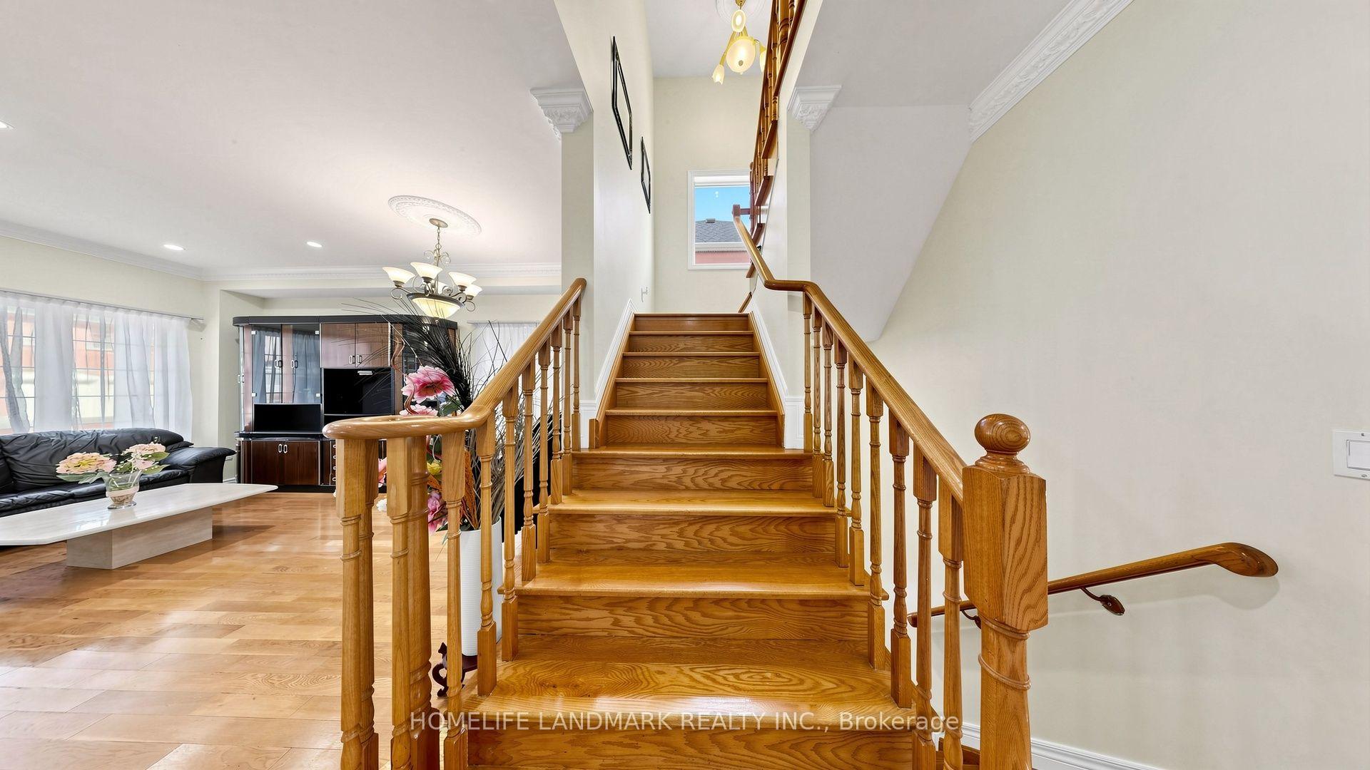 Photo 18 of 220 Williamson Road, Markham, Greensborough — HOMEH