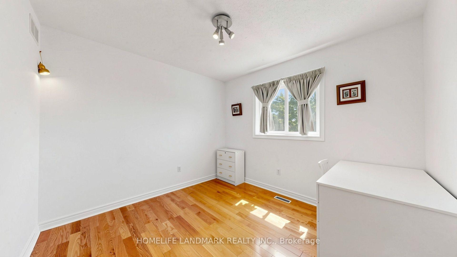 Photo 28 of 220 Williamson Road, Markham, Greensborough — HOMEH