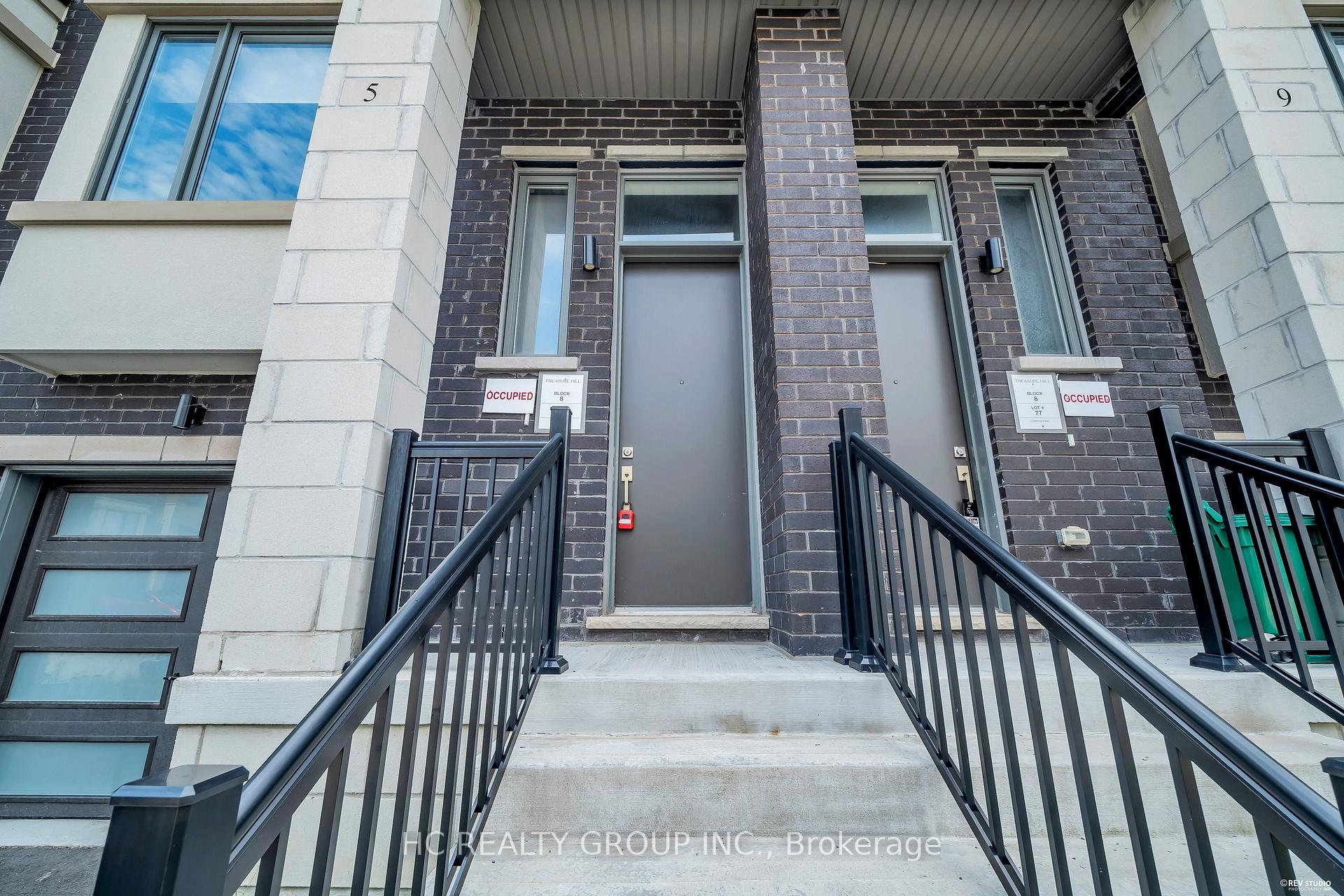 Photo 3 of 5 Aberfoyle Street, Vaughan, Patterson — HOMEH