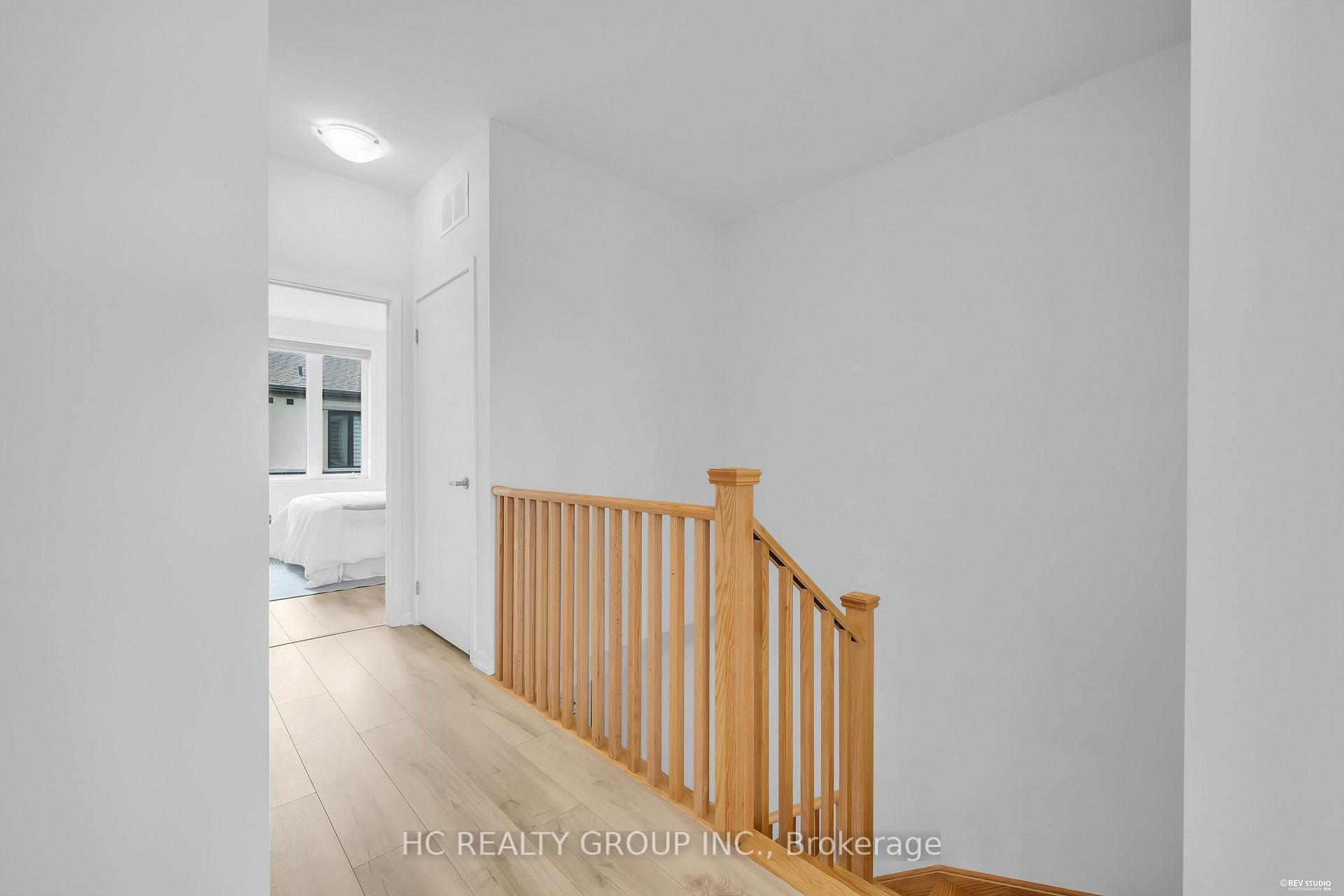 Photo 20 of 5 Aberfoyle Street, Vaughan, Patterson — HOMEH