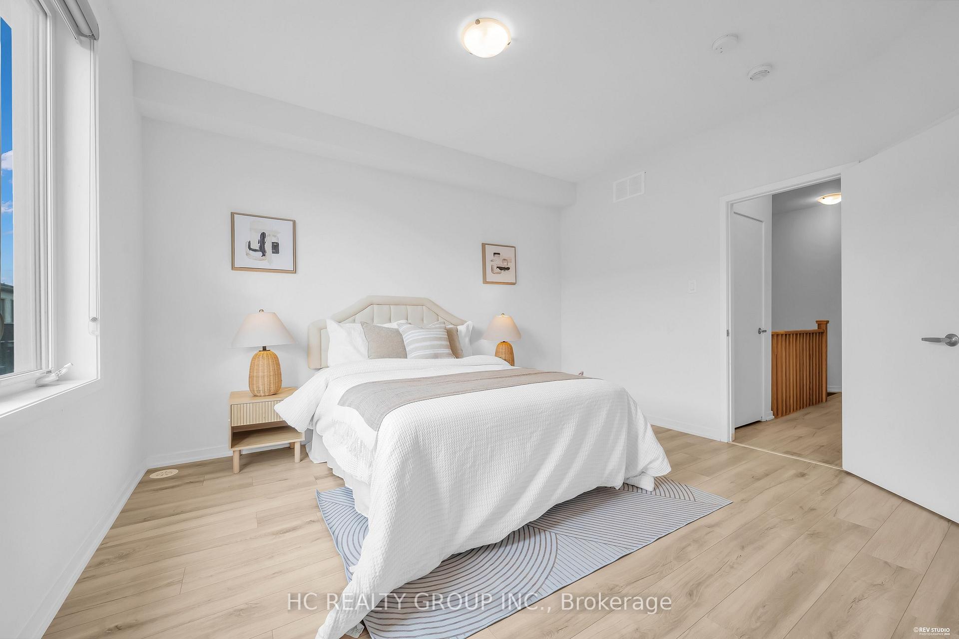 Photo 21 of 5 Aberfoyle Street, Vaughan, Patterson — HOMEH