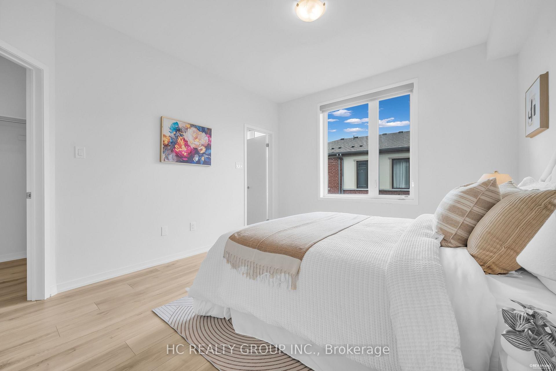 Photo 23 of 5 Aberfoyle Street, Vaughan, Patterson — HOMEH