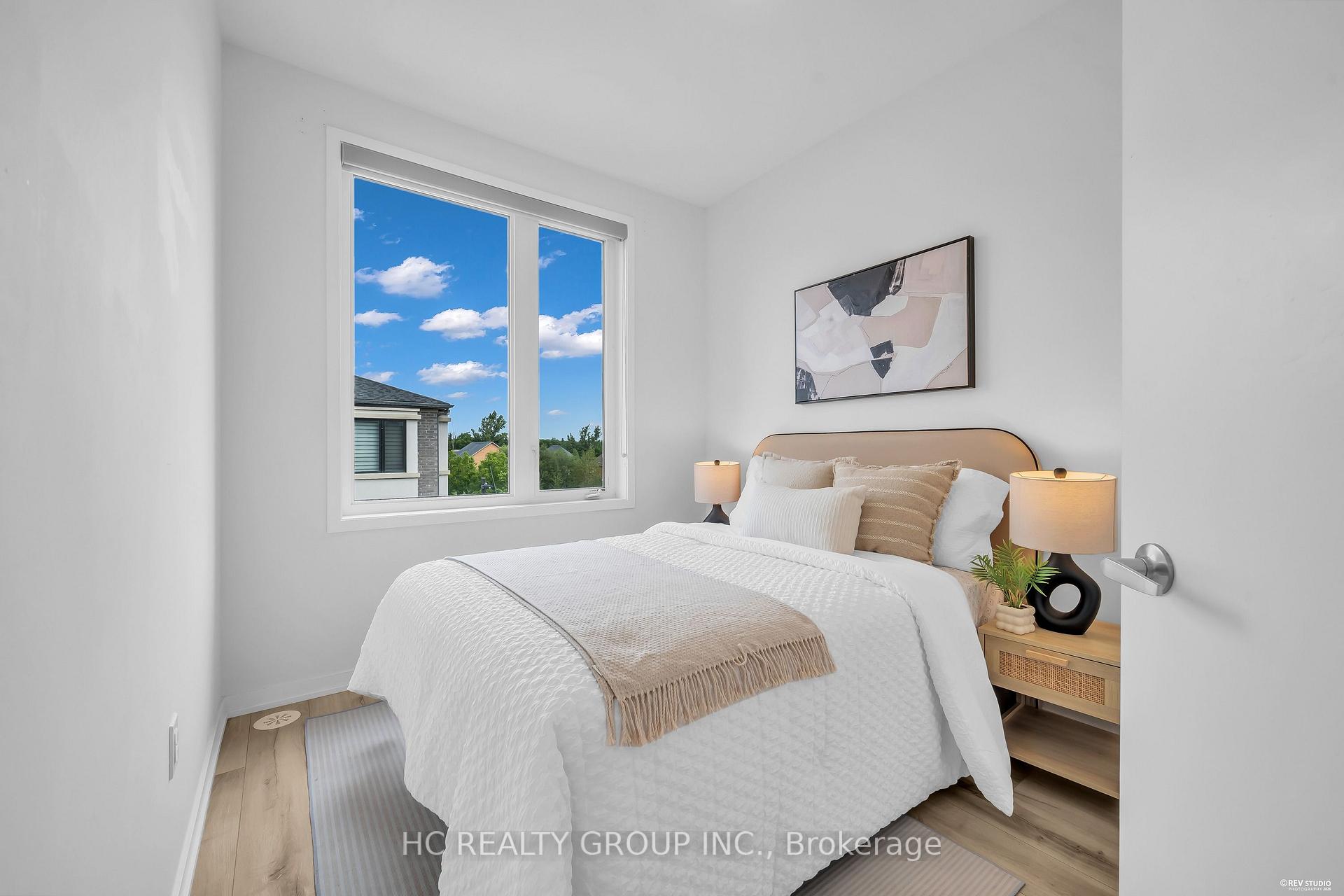 Photo 27 of 5 Aberfoyle Street, Vaughan, Patterson — HOMEH