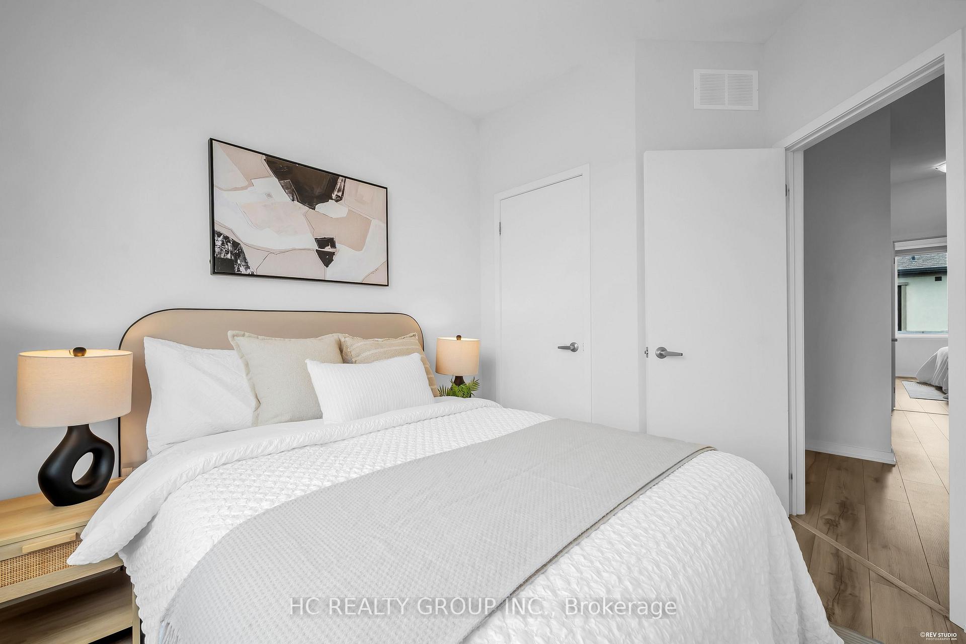 Photo 28 of 5 Aberfoyle Street, Vaughan, Patterson — HOMEH