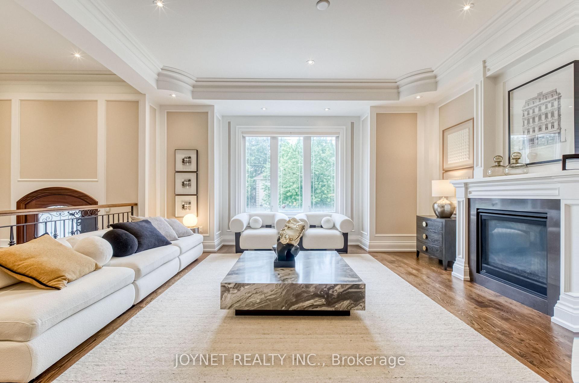 Photo 8 of 126 Parkview Avenue, North York, Willowdale East — HOMEH
