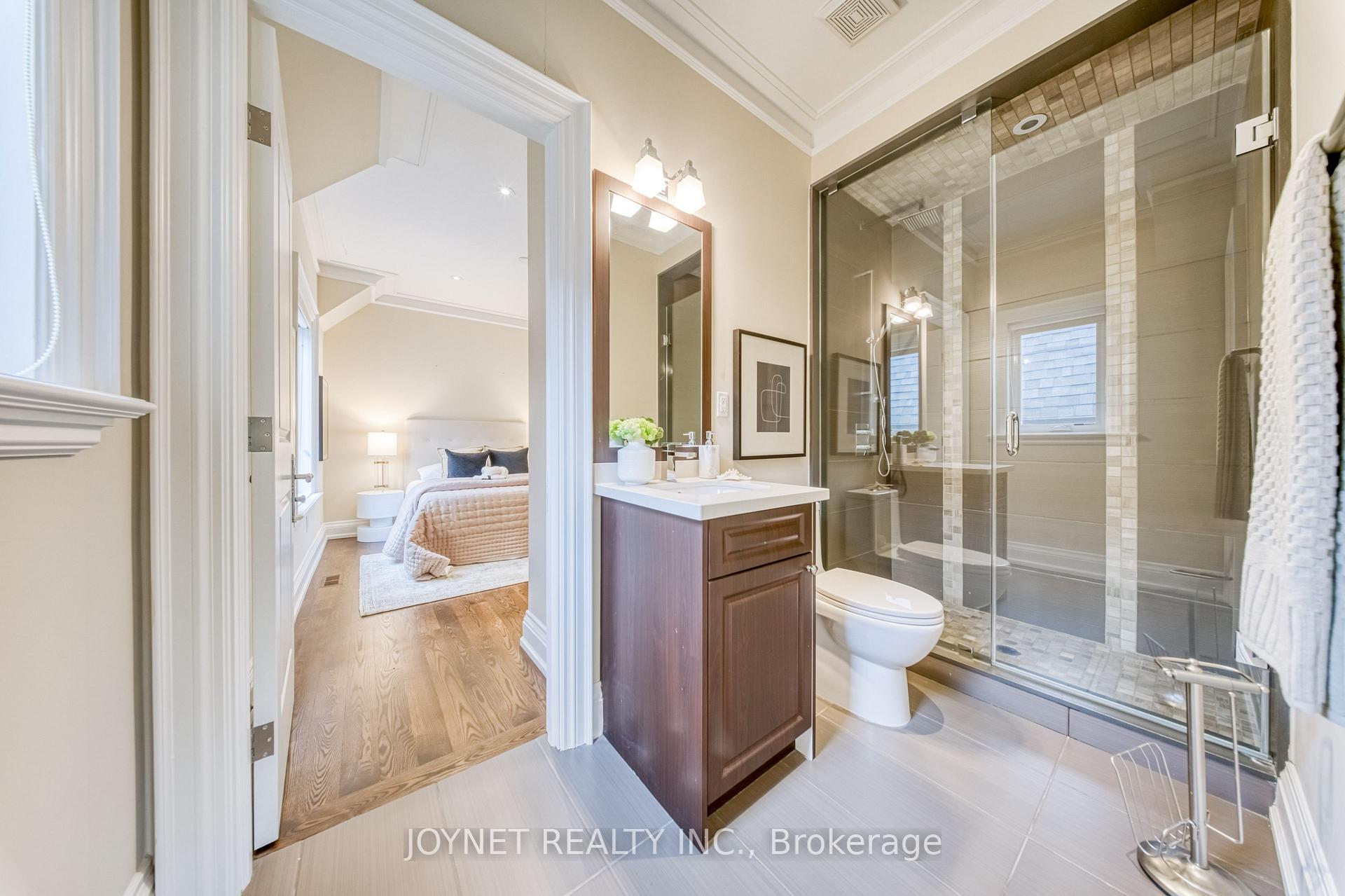 Photo 30 of 126 Parkview Avenue, North York, Willowdale East — HOMEH