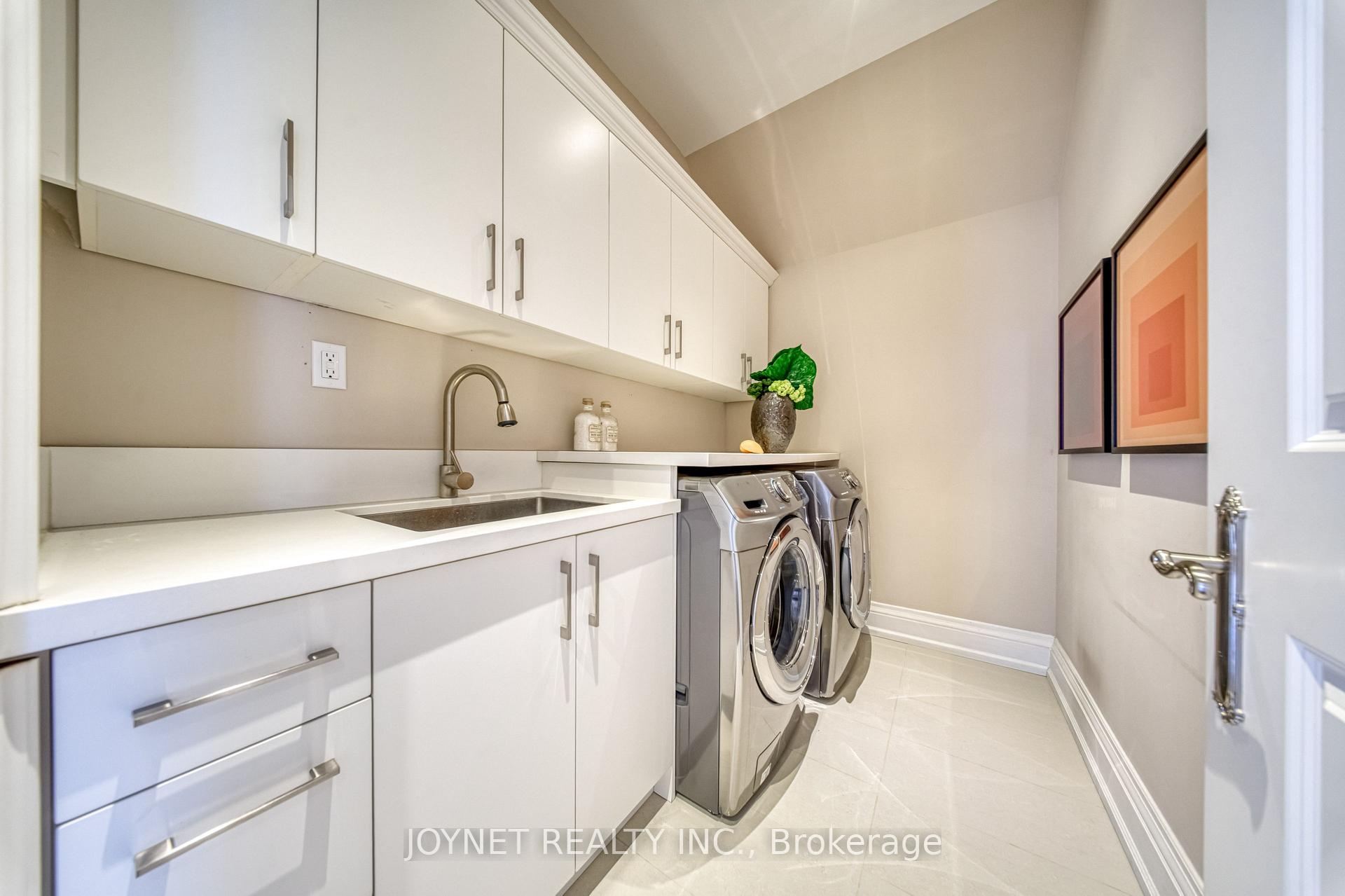 Photo 36 of 126 Parkview Avenue, North York, Willowdale East — HOMEH