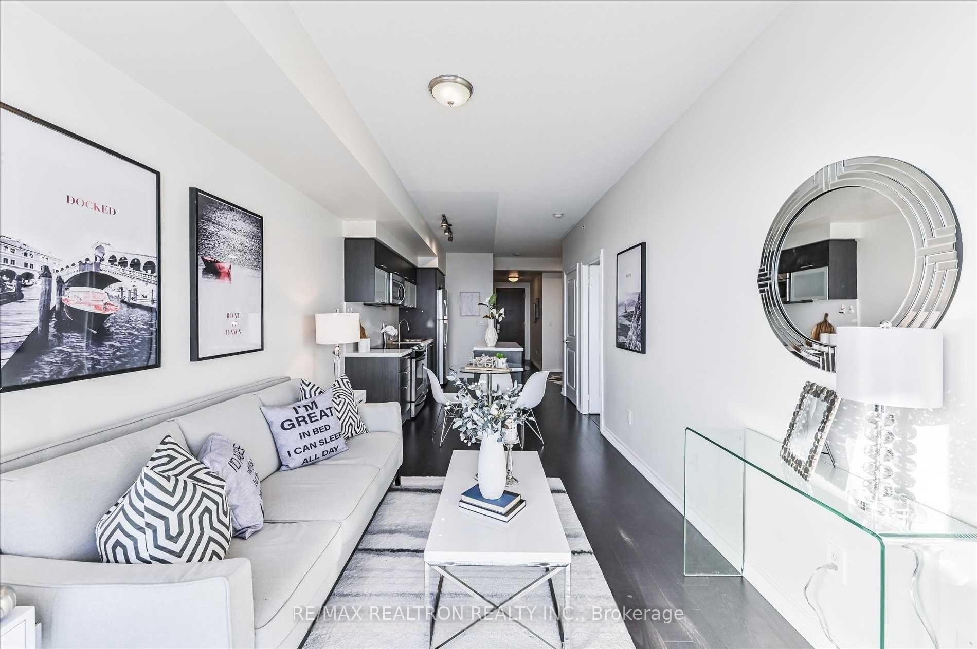 Photo 7 of Unit 4103, 386 Yonge Street, Toronto, Bay Street Corridor — HOMEH