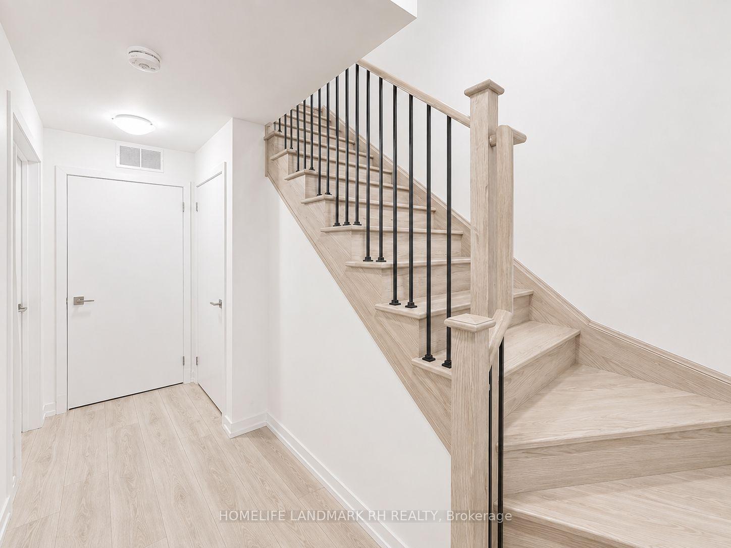 Photo 10 of Unit 5, 26 Lytham Green Circle, Newmarket, Glenway Estates — HOMEH