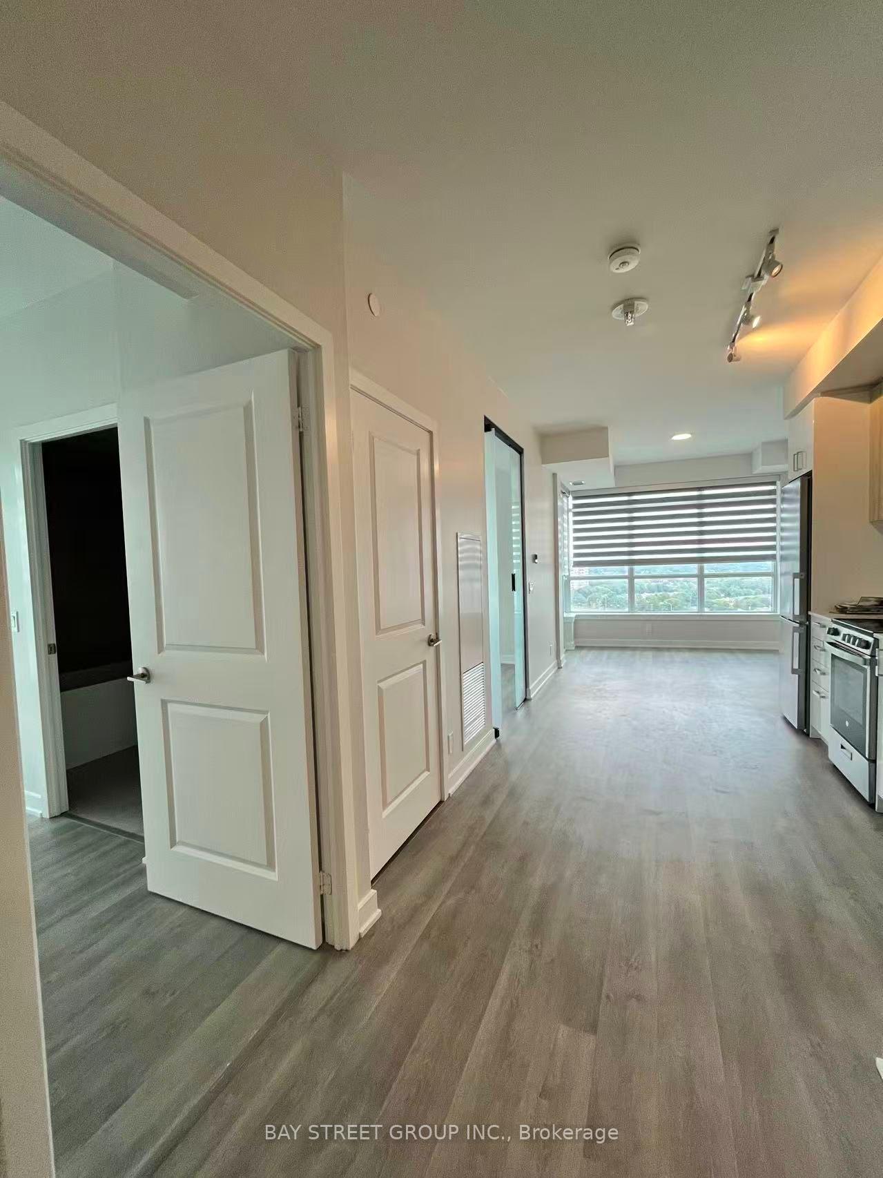 Photo 9 of Unit B1508, 50 Upper Mall Way, Vaughan, Brownridge — HOMEH