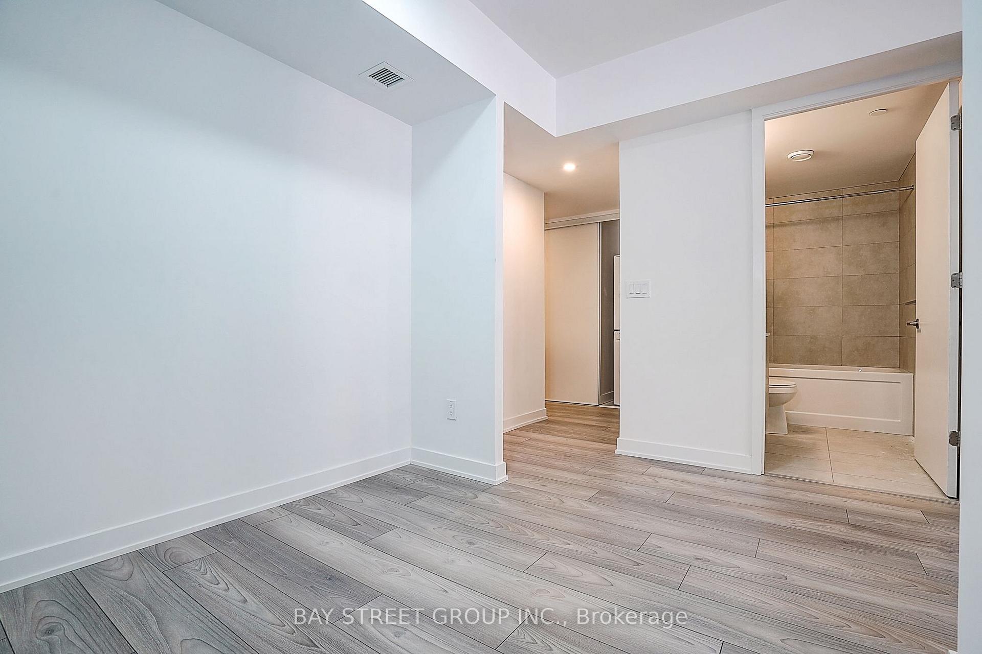 Photo 10 of Unit 431, 8 Tippet Road, North York, Clanton Park — HOMEH