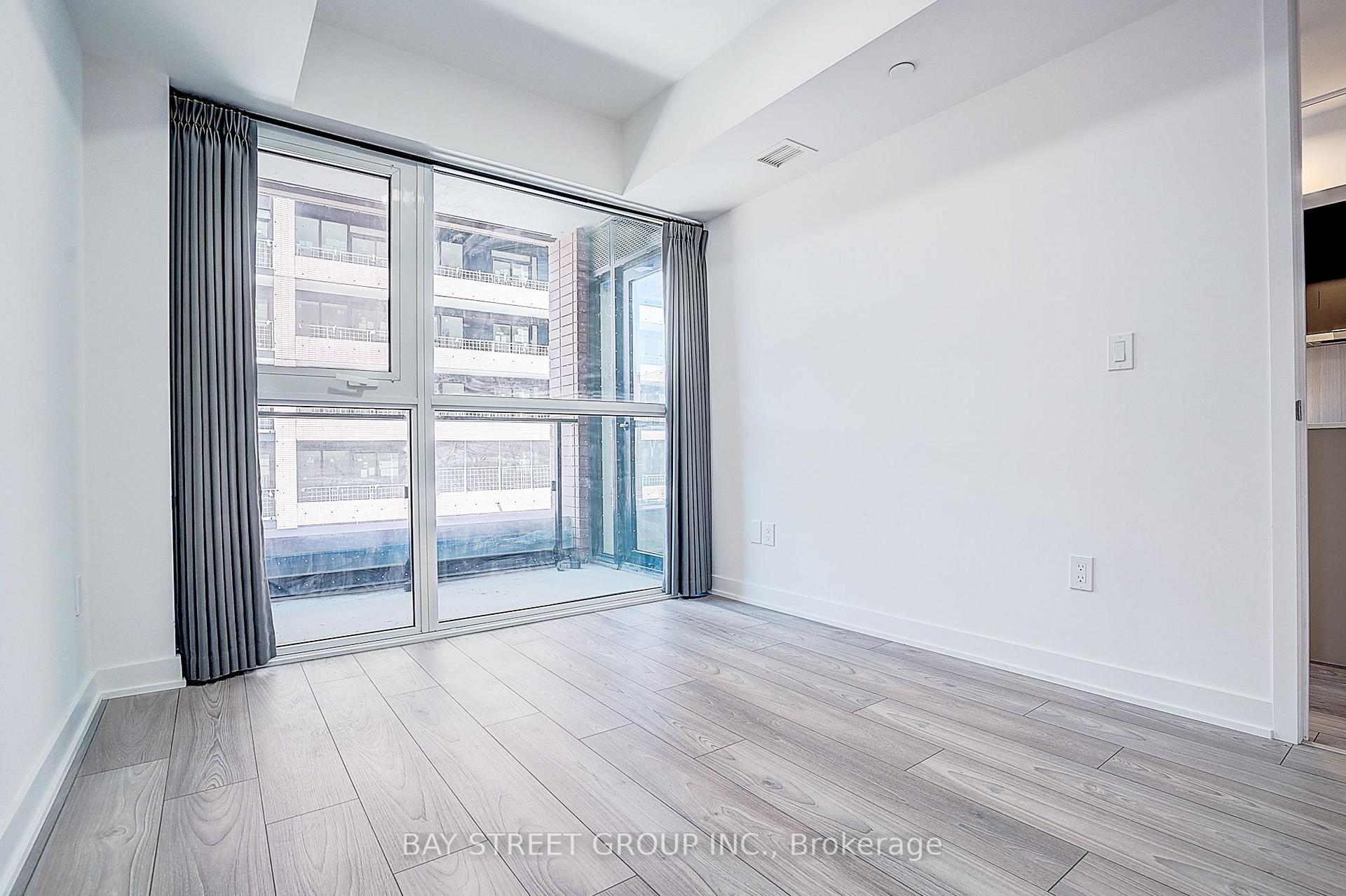 Photo 13 of Unit 431, 8 Tippet Road, North York, Clanton Park — HOMEH