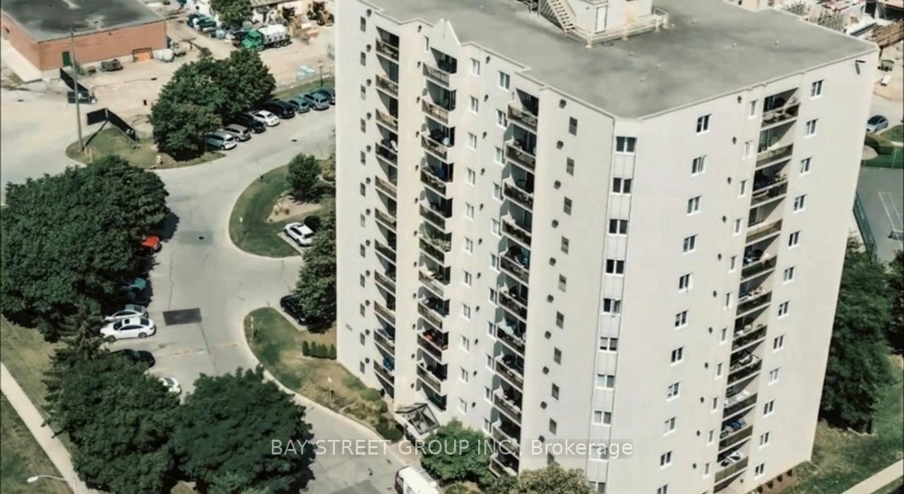 Photo 2 of Unit 1005, 858 Commissioners Road E, London, South H — HOMEH