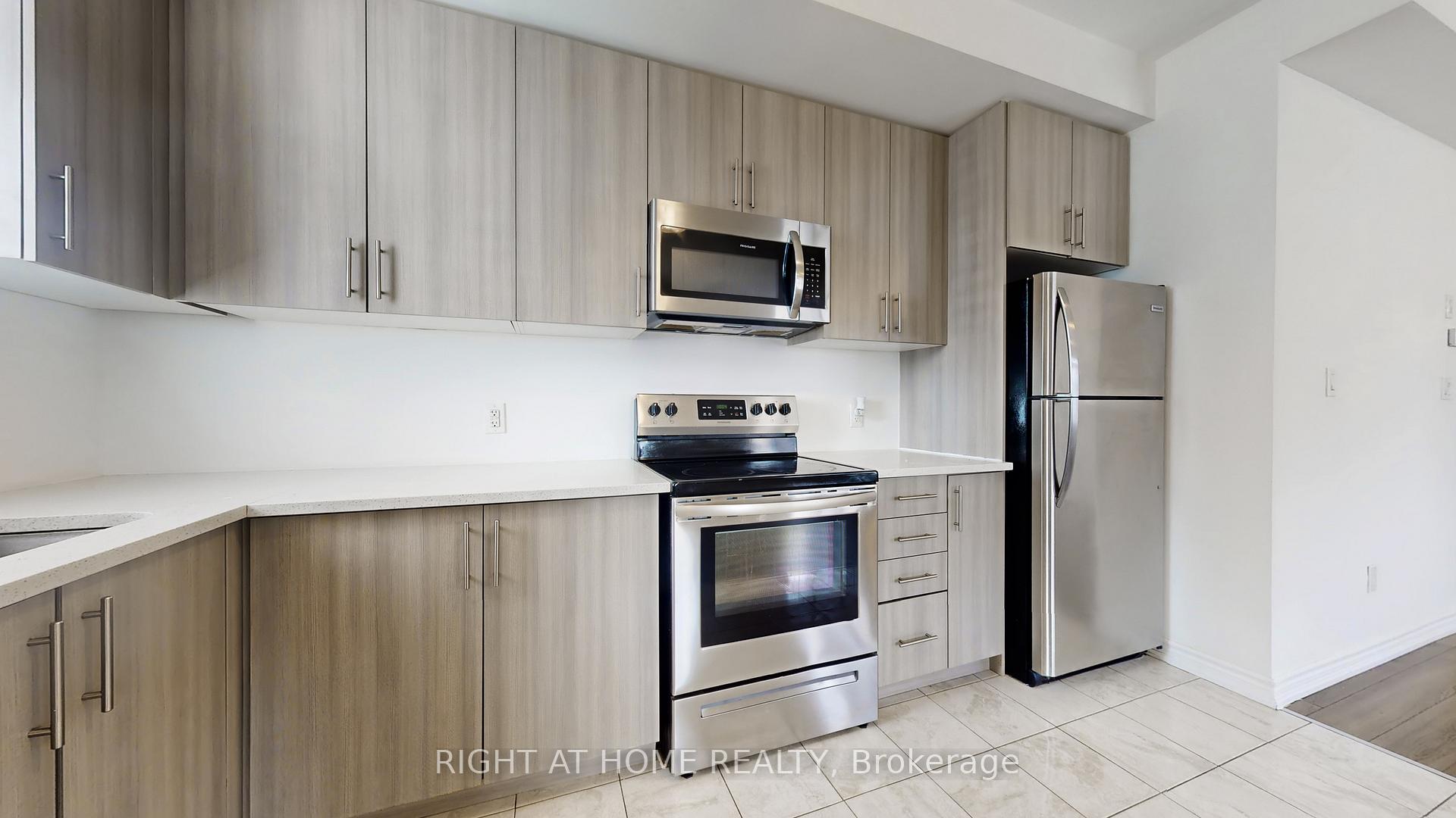 Photo 15 of Unit 16, 2710 William Jackson Drive E, Pickering, Duffin Heights — HOMEH