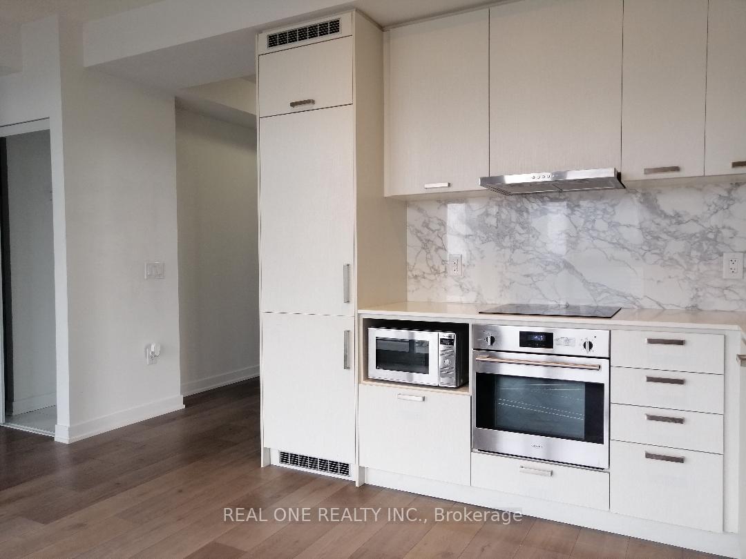 Photo 4 of Unit 2001, 38 Honeycrisp Crescent, Vaughan, Vaughan Corporate Centre — HOMEH