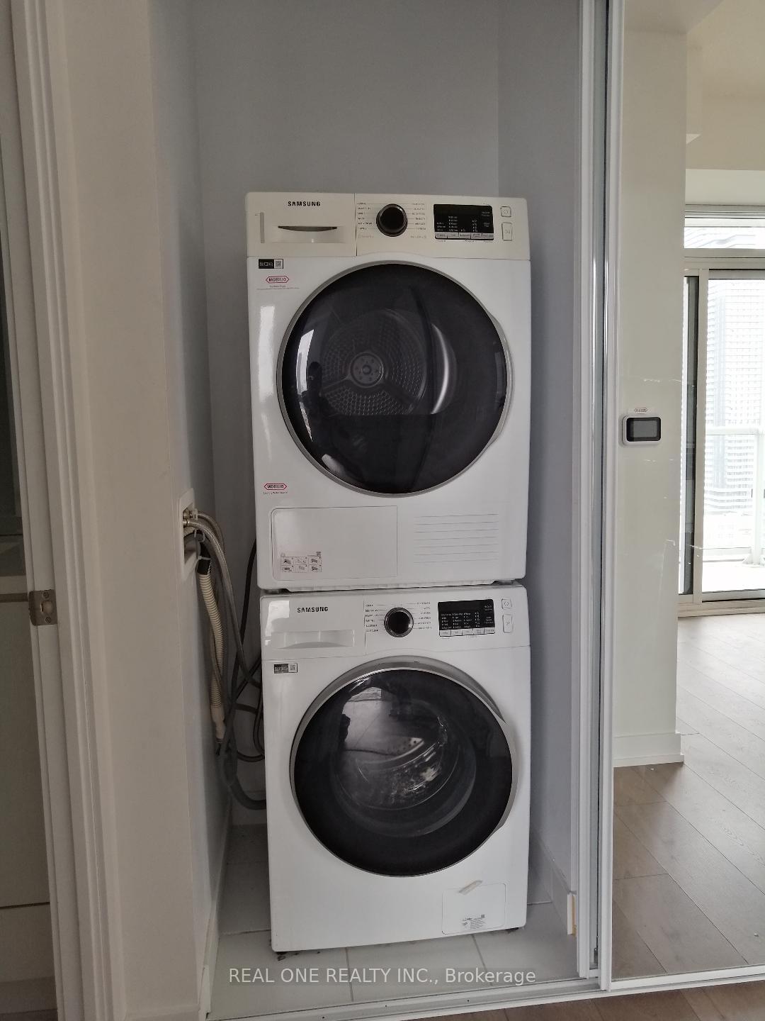 Photo 15 of Unit 2001, 38 Honeycrisp Crescent, Vaughan, Vaughan Corporate Centre — HOMEH