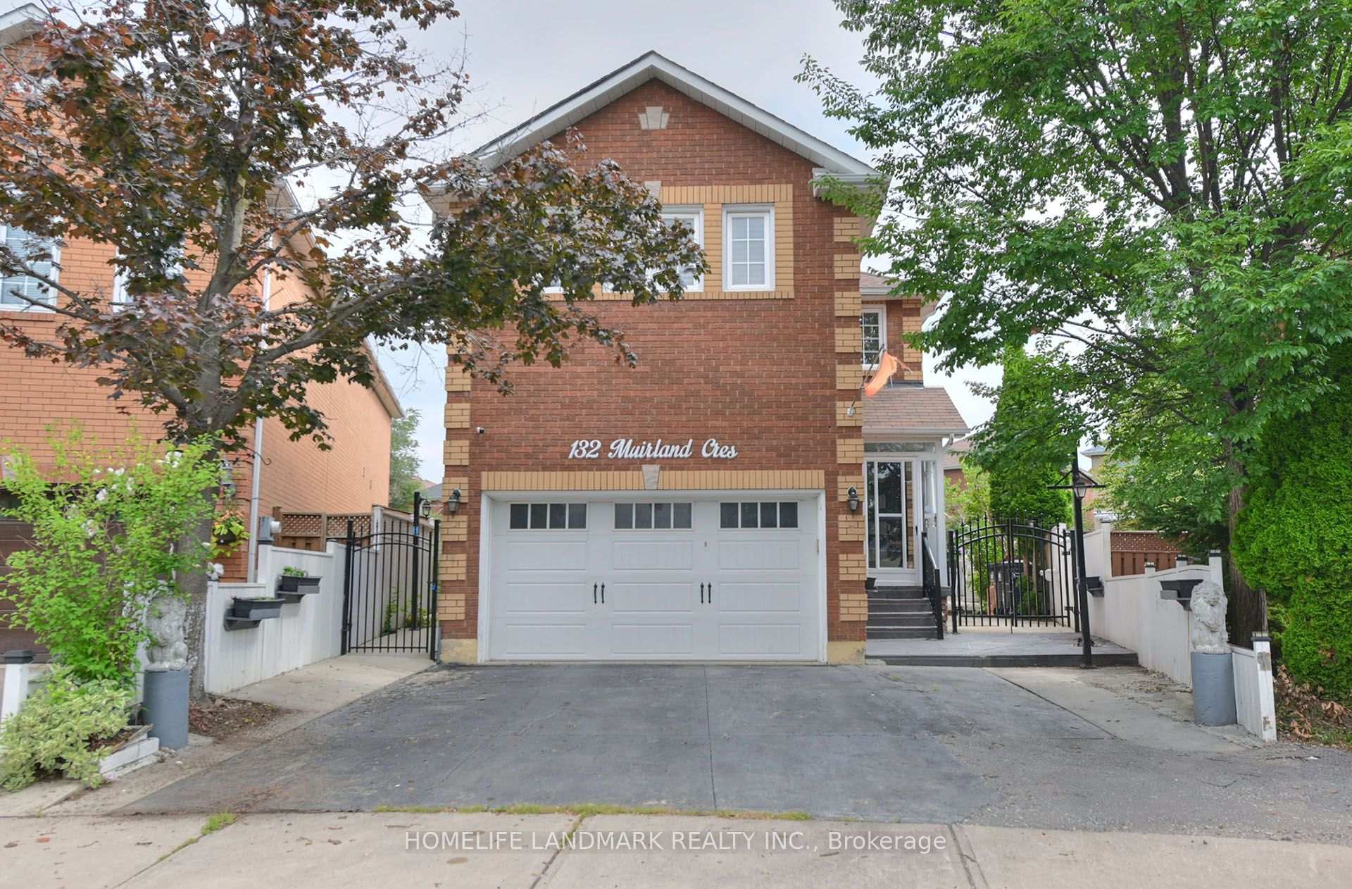 Front of 132 Muirland Crescent