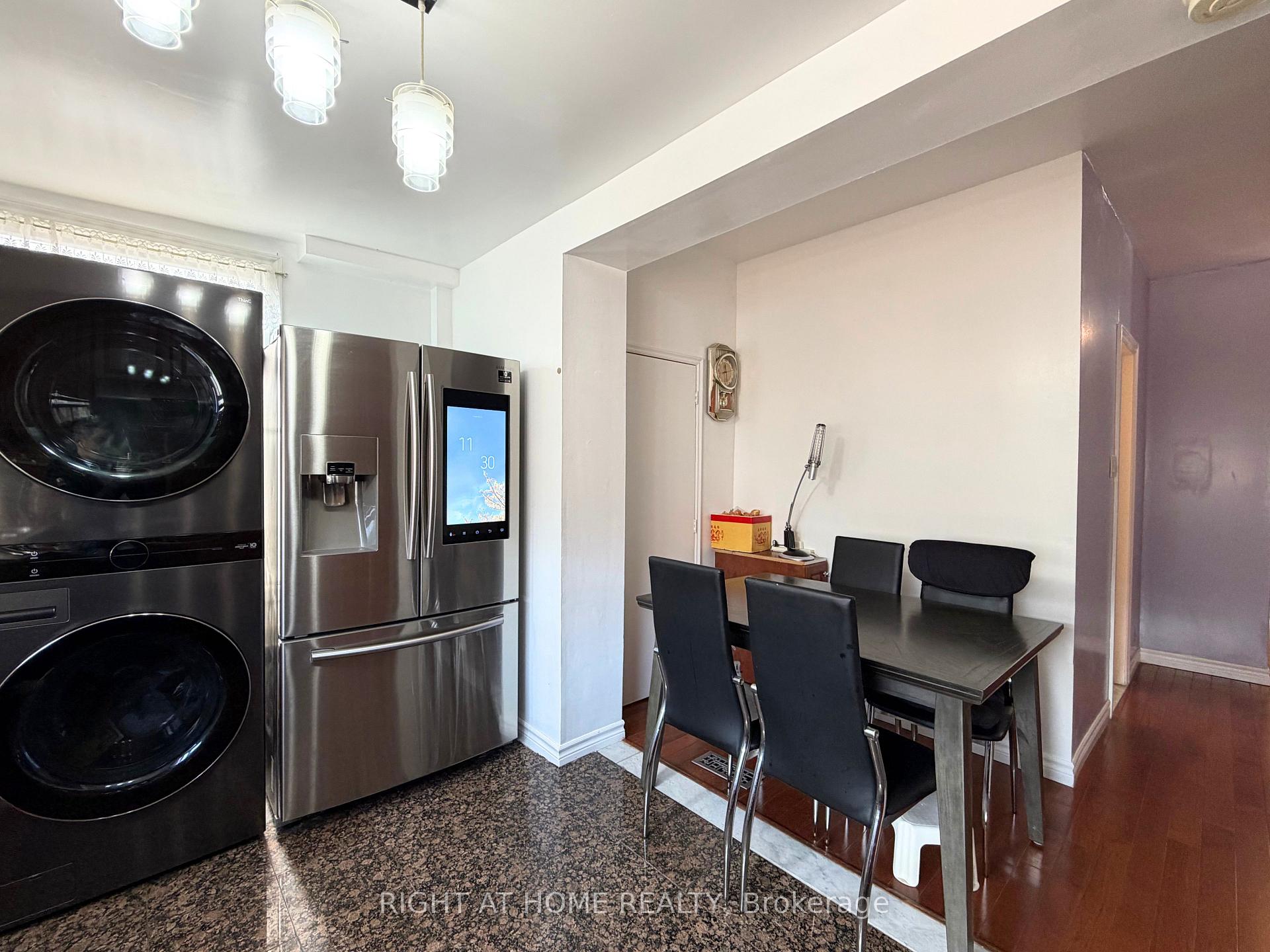Photo 11 of 785 Lansdowne Avenue, Toronto, Dovercourt-Wallace Emerson-Junction — HOMEH