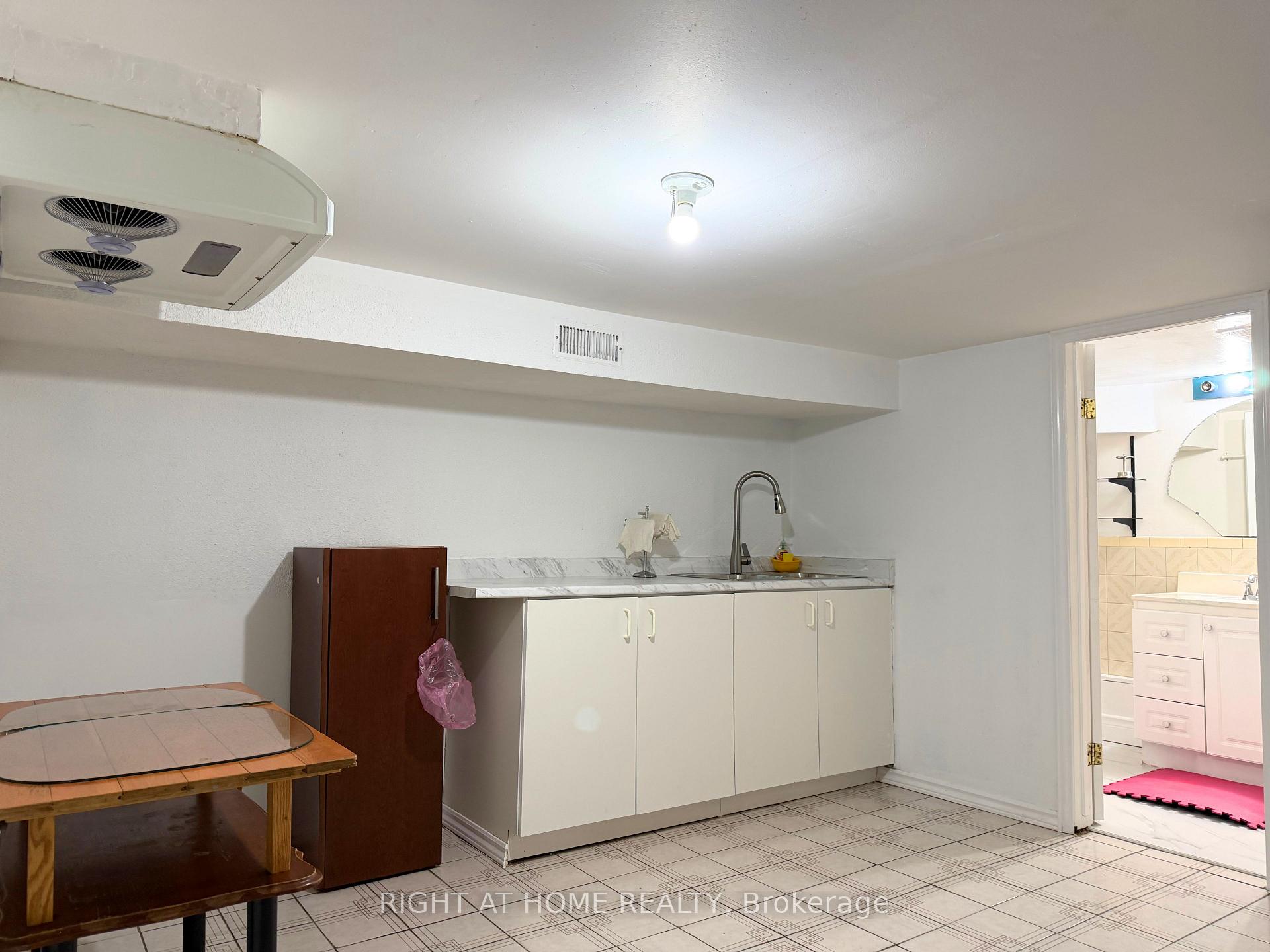 Photo 15 of 785 Lansdowne Avenue, Toronto, Dovercourt-Wallace Emerson-Junction — HOMEH