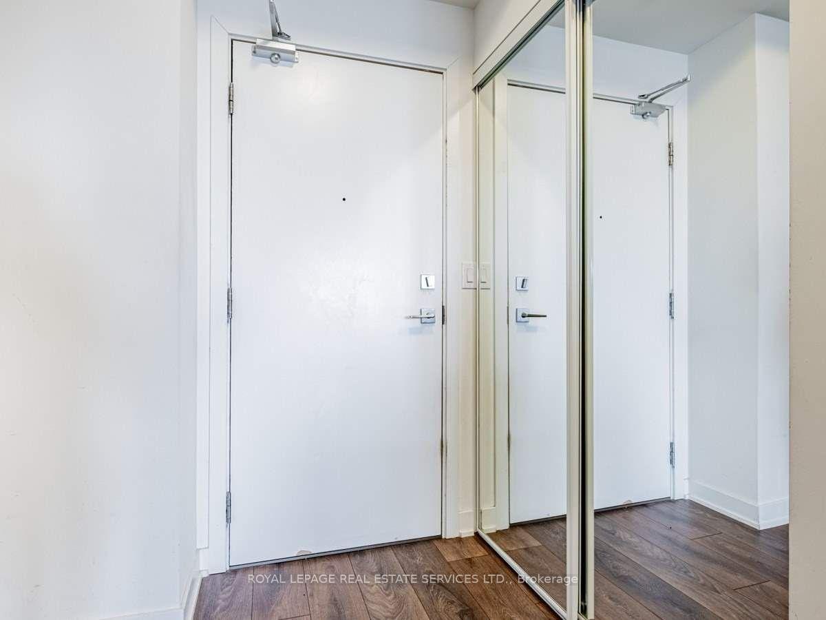 Photo 3 of Unit 910, 4633 Glen Erin Drive, Mississauga, Central Erin Mills — HOMEH