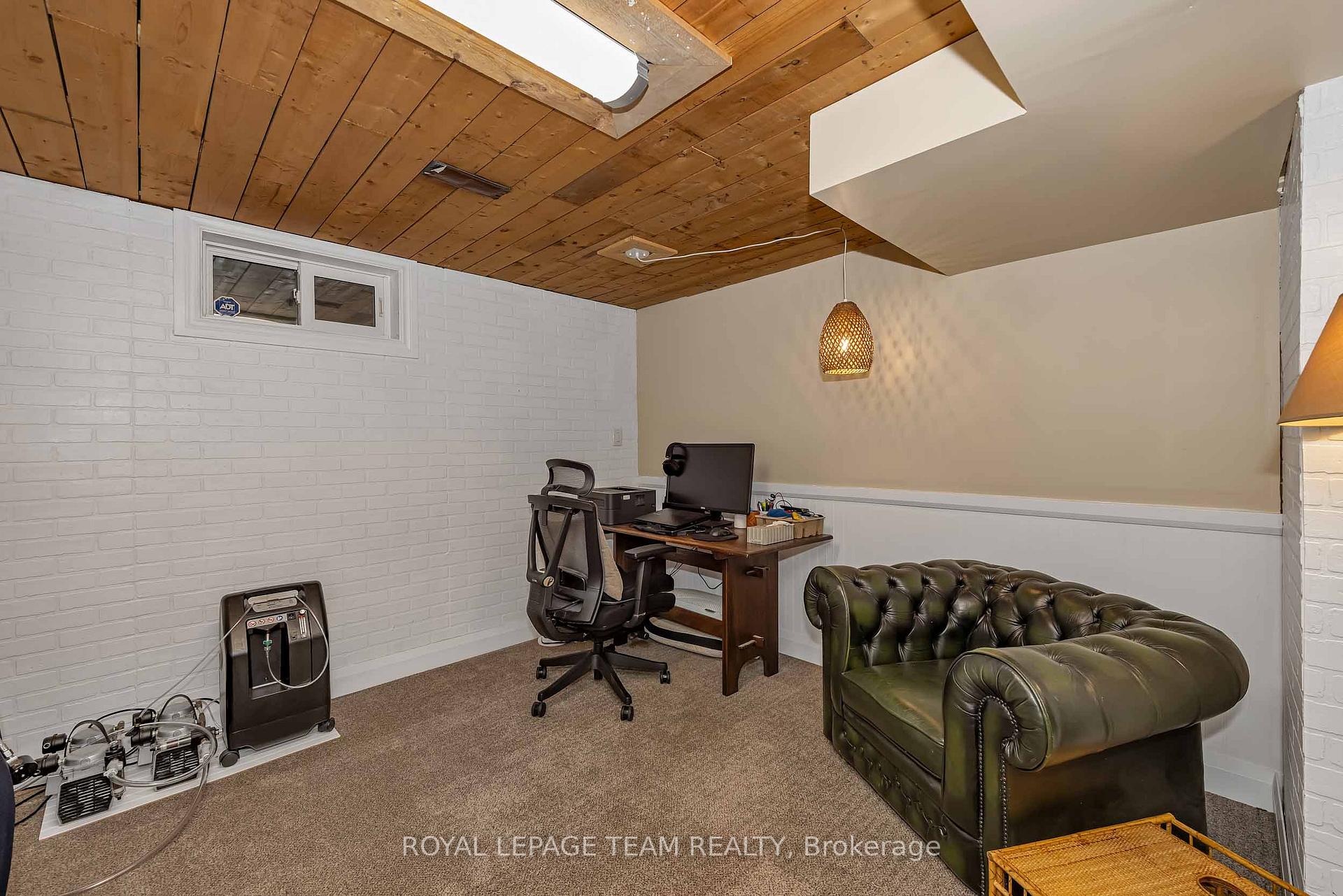 Photo 33 of Unit F, 1516 Beaverpond Drive, Ottawa, Pineview — HOMEH