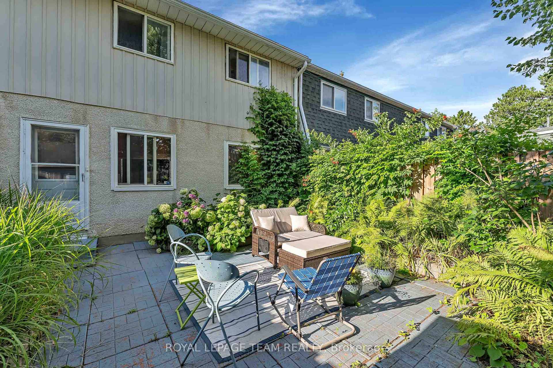 Photo 39 of Unit F, 1516 Beaverpond Drive, Ottawa, Pineview — HOMEH
