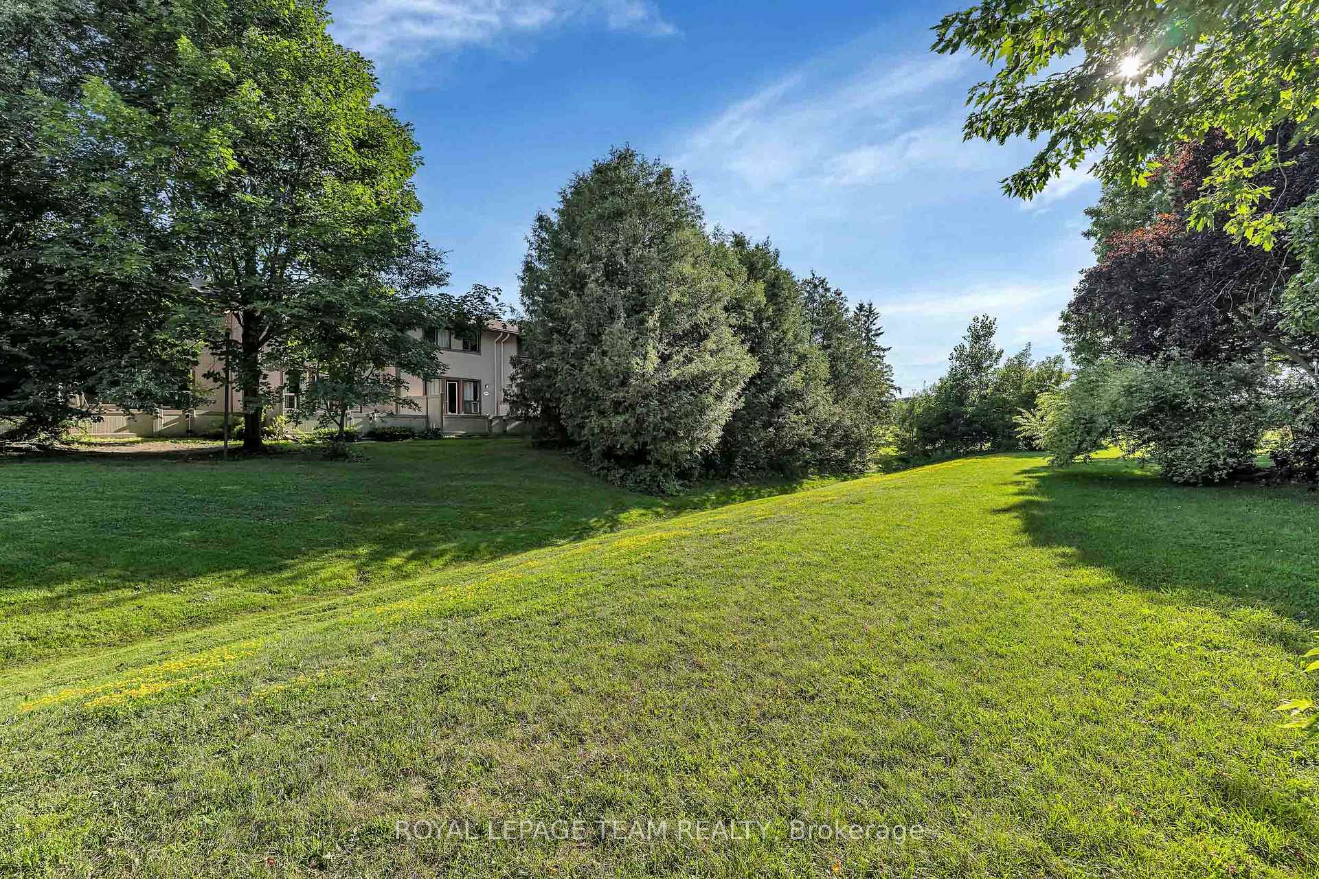 Photo 42 of Unit F, 1516 Beaverpond Drive, Ottawa, Pineview — HOMEH