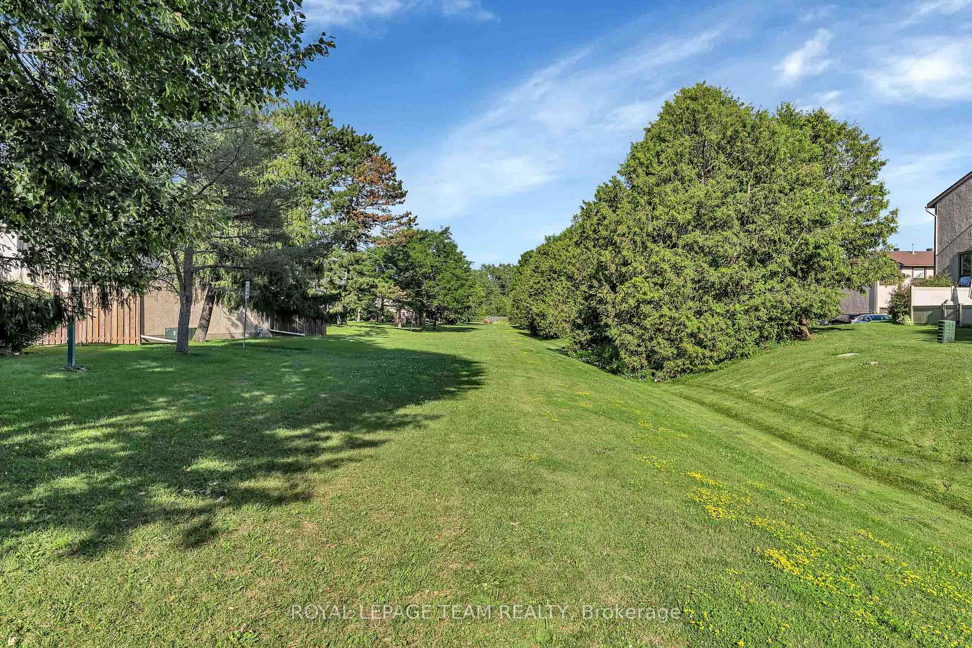 Photo 43 of Unit F, 1516 Beaverpond Drive, Ottawa, Pineview — HOMEH