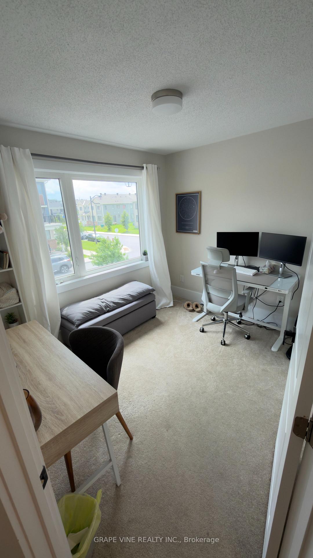 Photo 22 of 2305 Watercolours Way, Ottawa, Barrhaven - Half Moon Bay — HOMEH