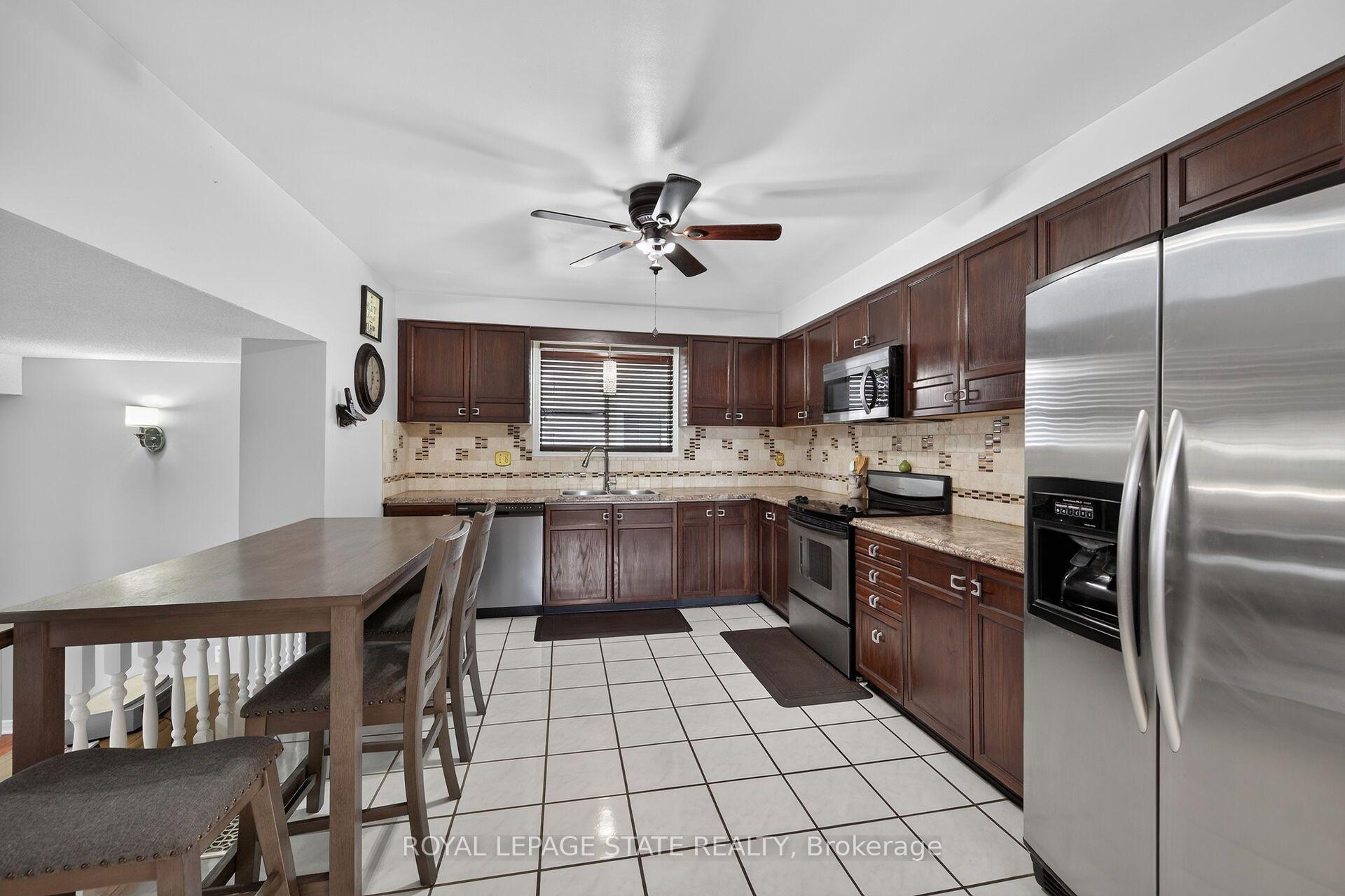 Photo 12 of 408 Rexford Drive, Hamilton, Randall — HOMEH