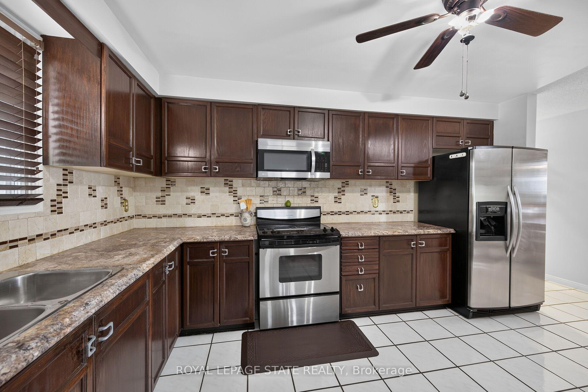 Photo 15 of 408 Rexford Drive, Hamilton, Randall — HOMEH